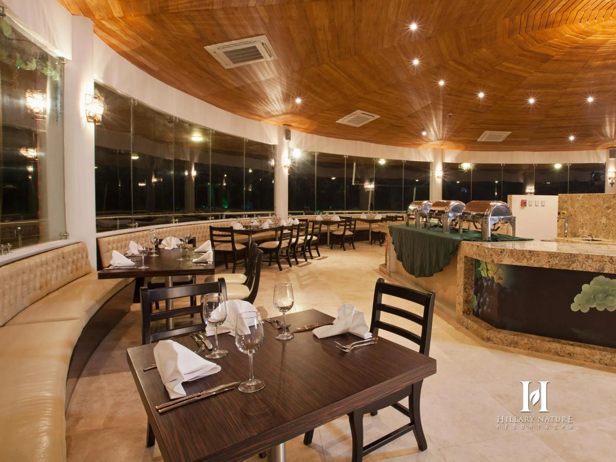 Restaurant/places to eat in Hillary Nature Resort & Spa All Inclusive