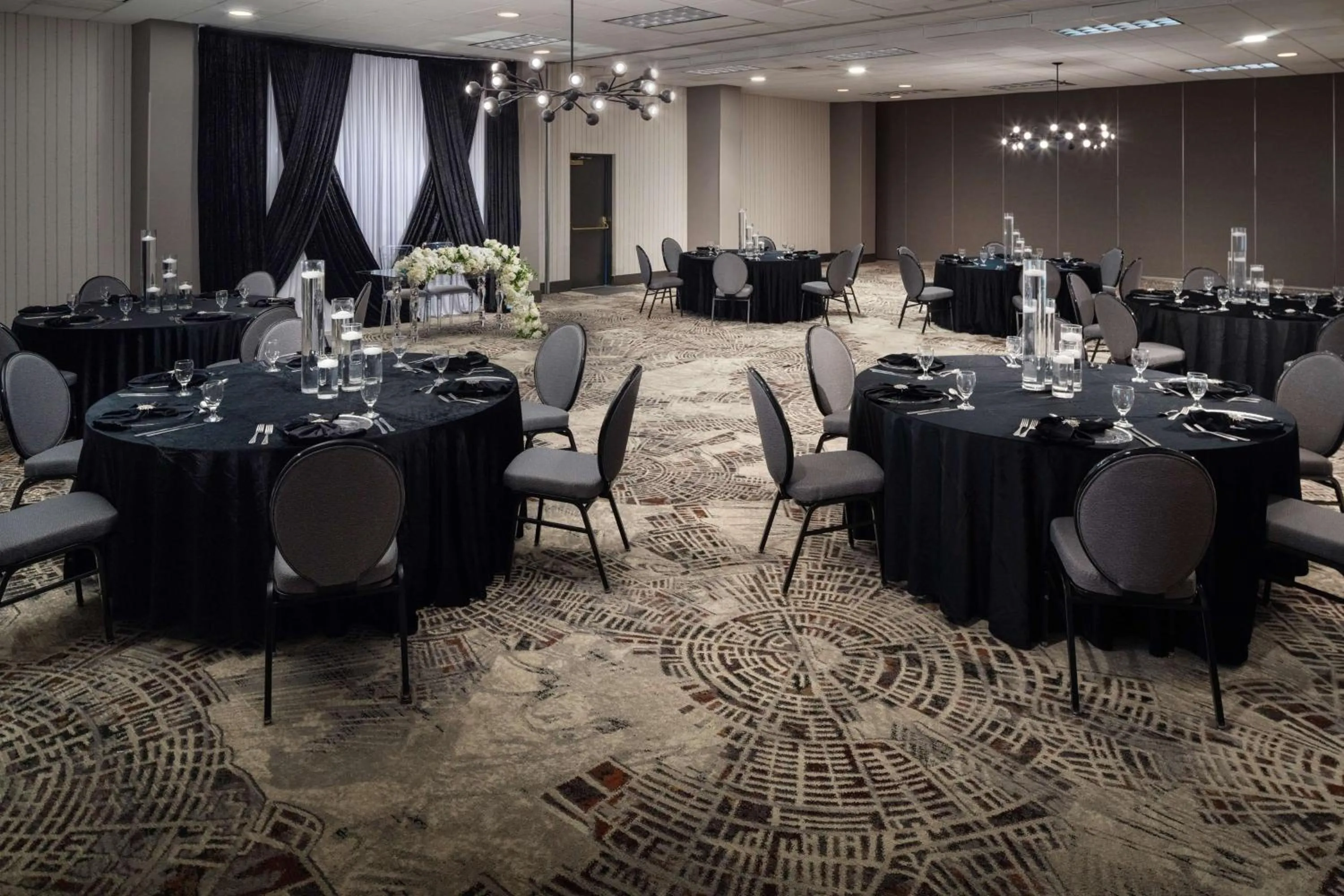 Meeting/conference room in Embassy Suites by Hilton Orlando North