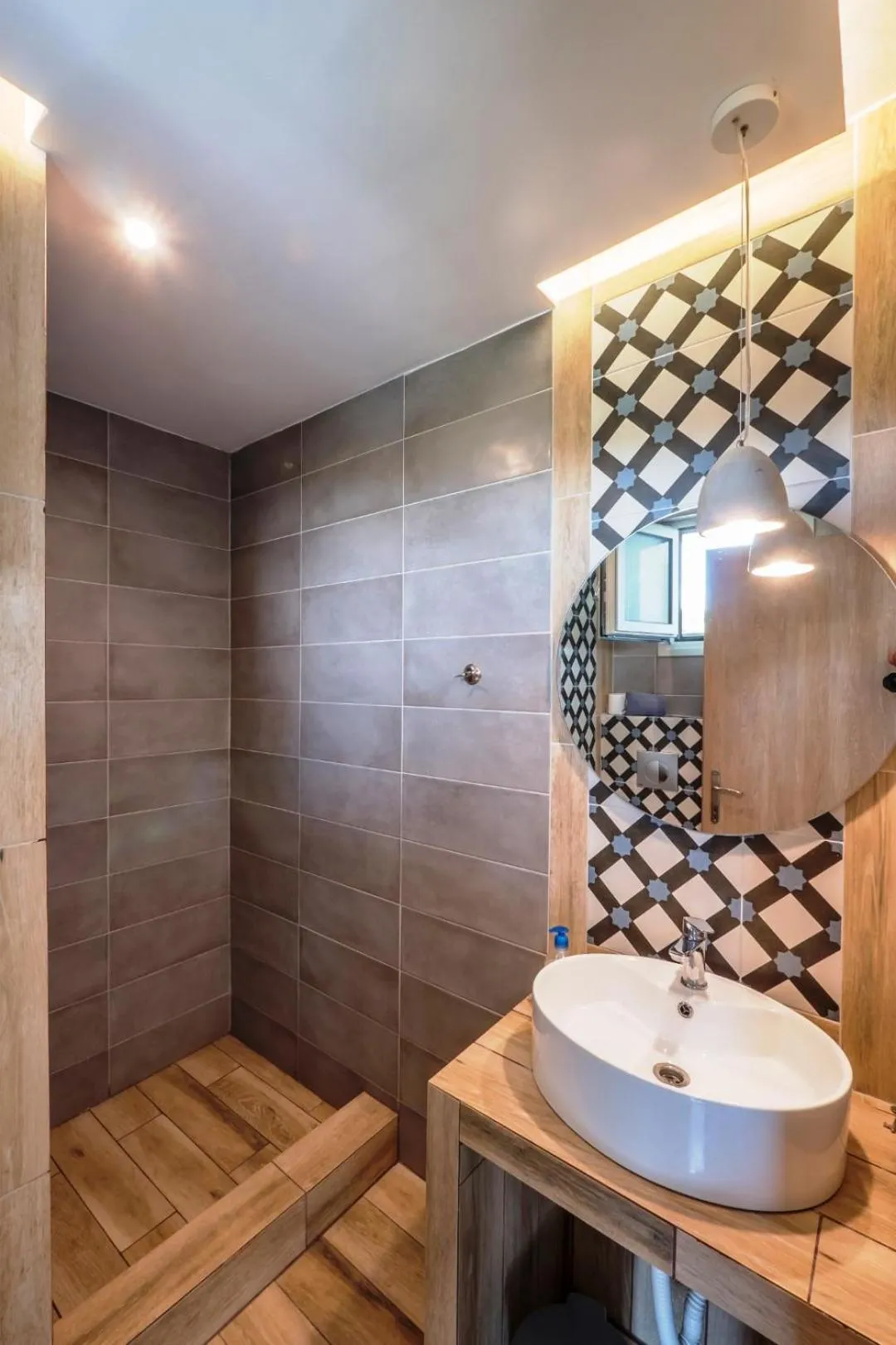 Shower in Asteris Village