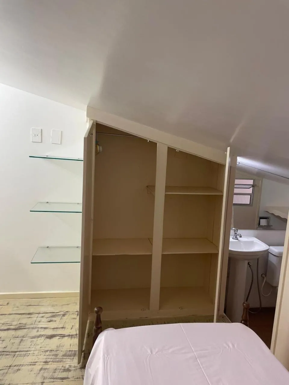 Bed in CONDOMÍNIO IMPERIAL, PRAIA DO FRANCÊS