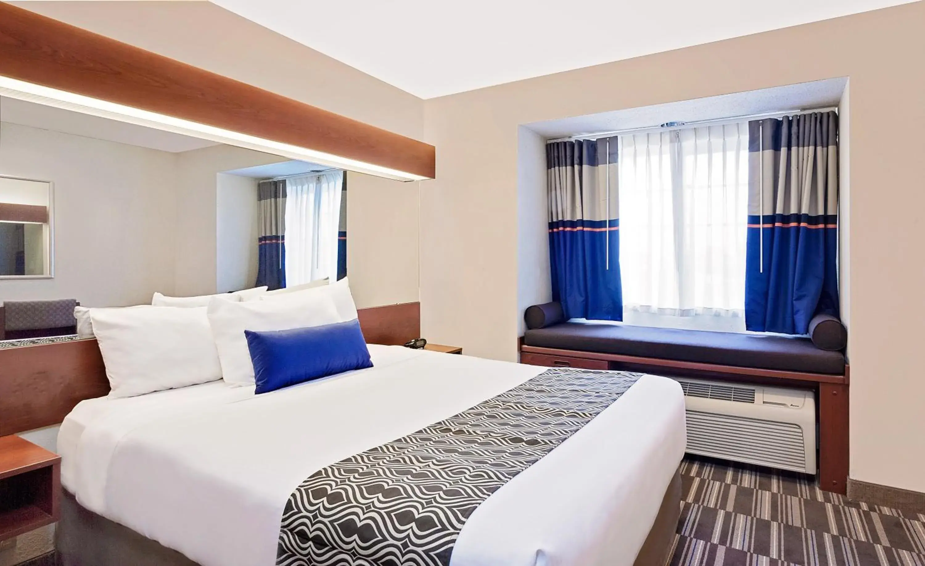 Photo of the whole room, Bed in Microtel Inn & Suites by Wyndham Middletown Photo of the whole room, Bed in Microtel Inn & Suites by Wyndham Middletown