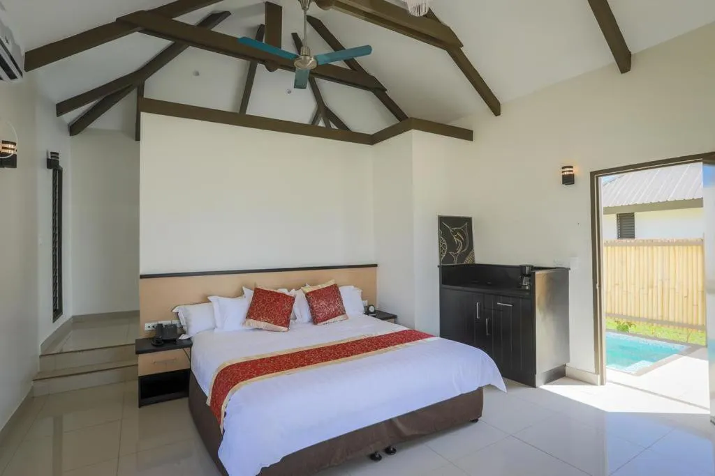 Bed in Lander's Bay Resort