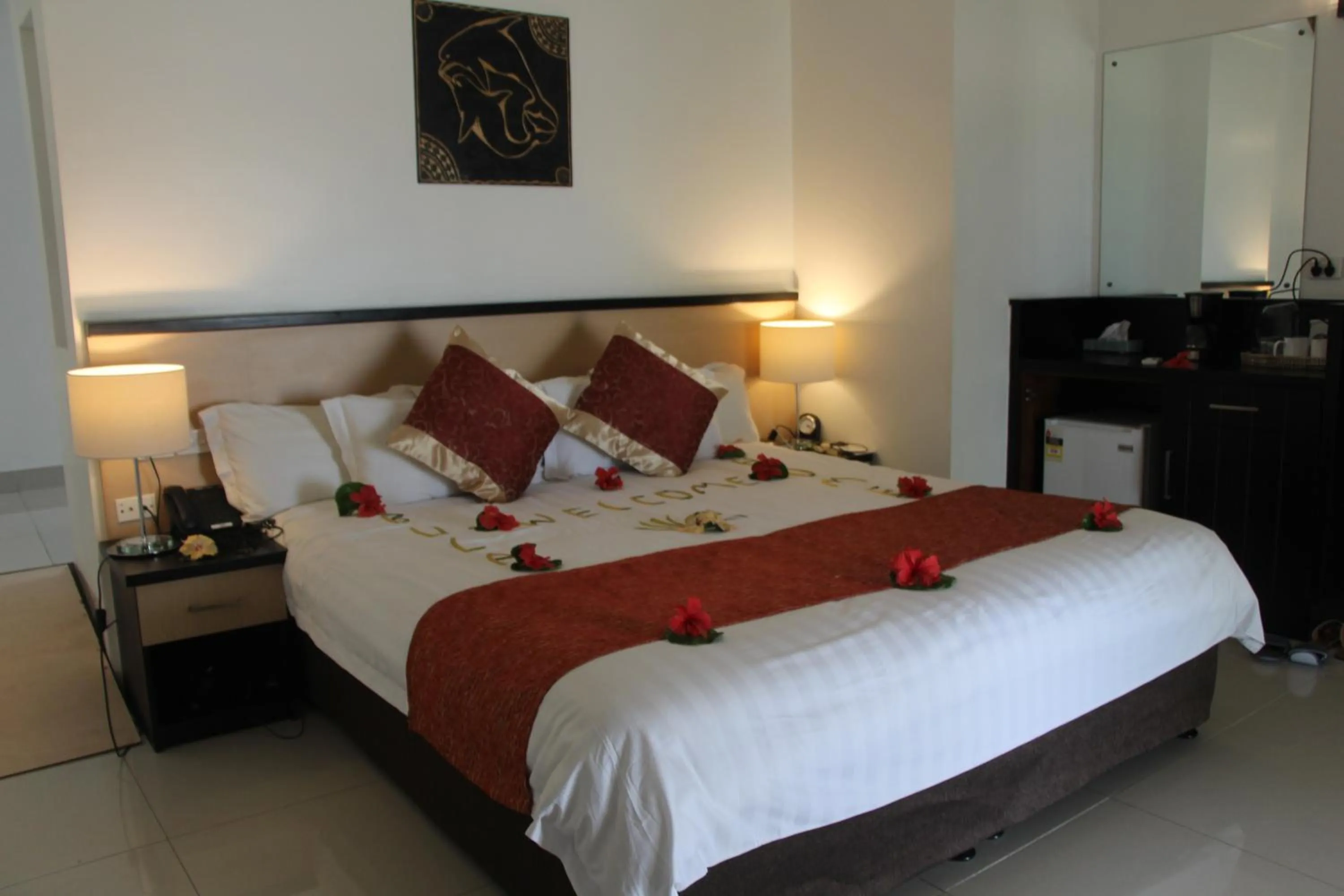 Bed in Lander's Bay Resort