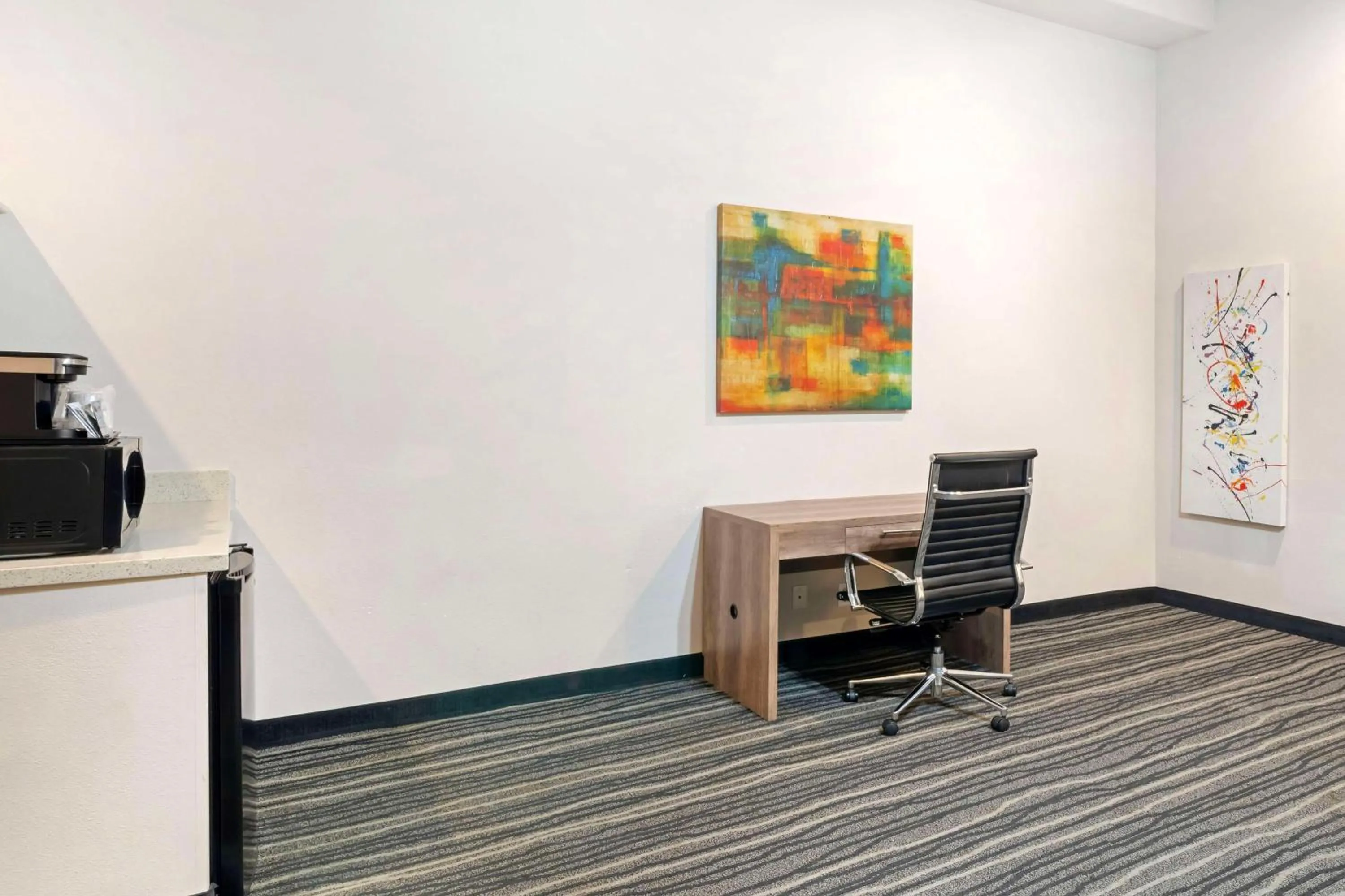 Photo of the whole room in Best Western Posada Royale Hotel & Suites