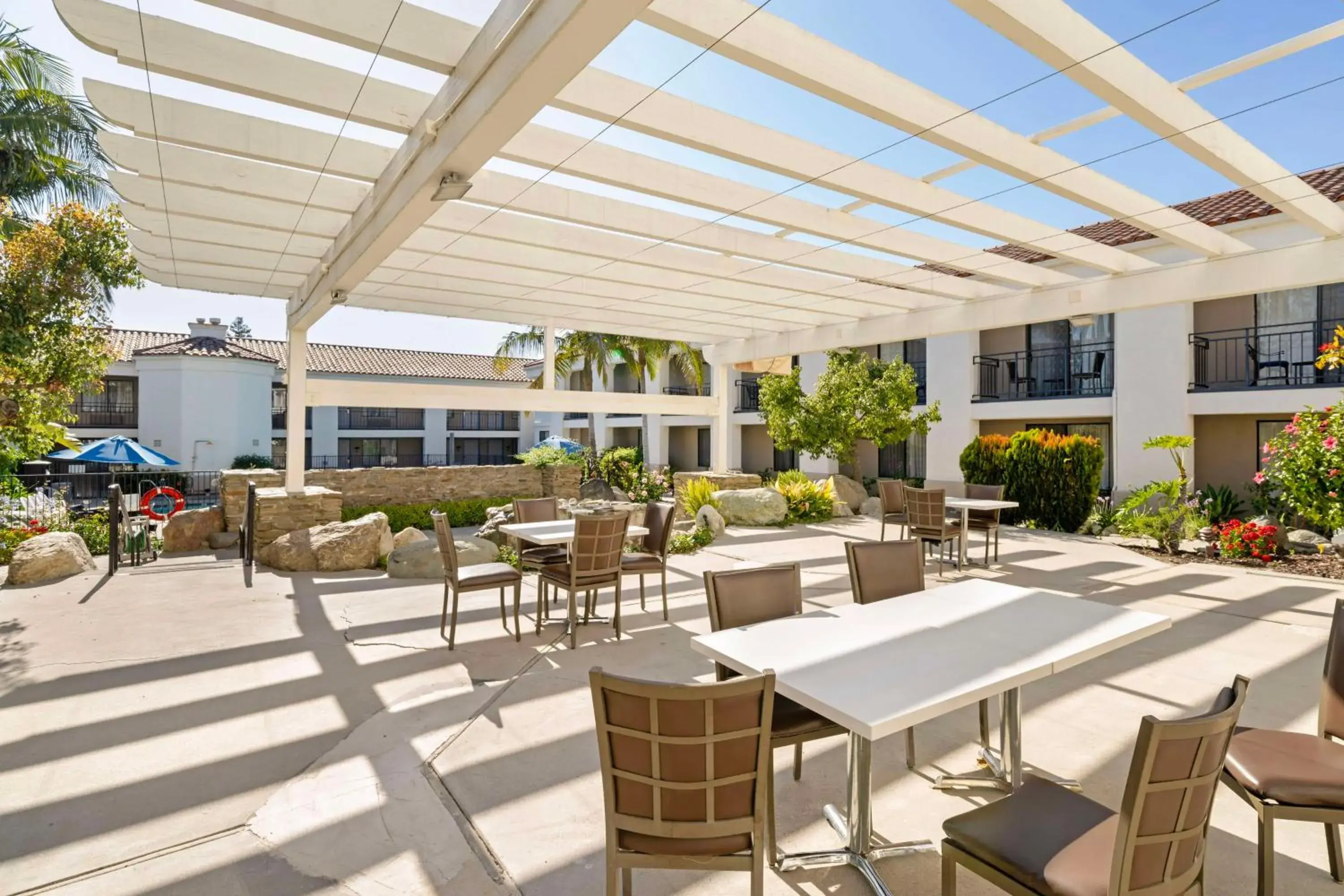 Property building in Best Western Posada Royale Hotel & Suites Property building in Best Western Posada Royale Hotel & Suites