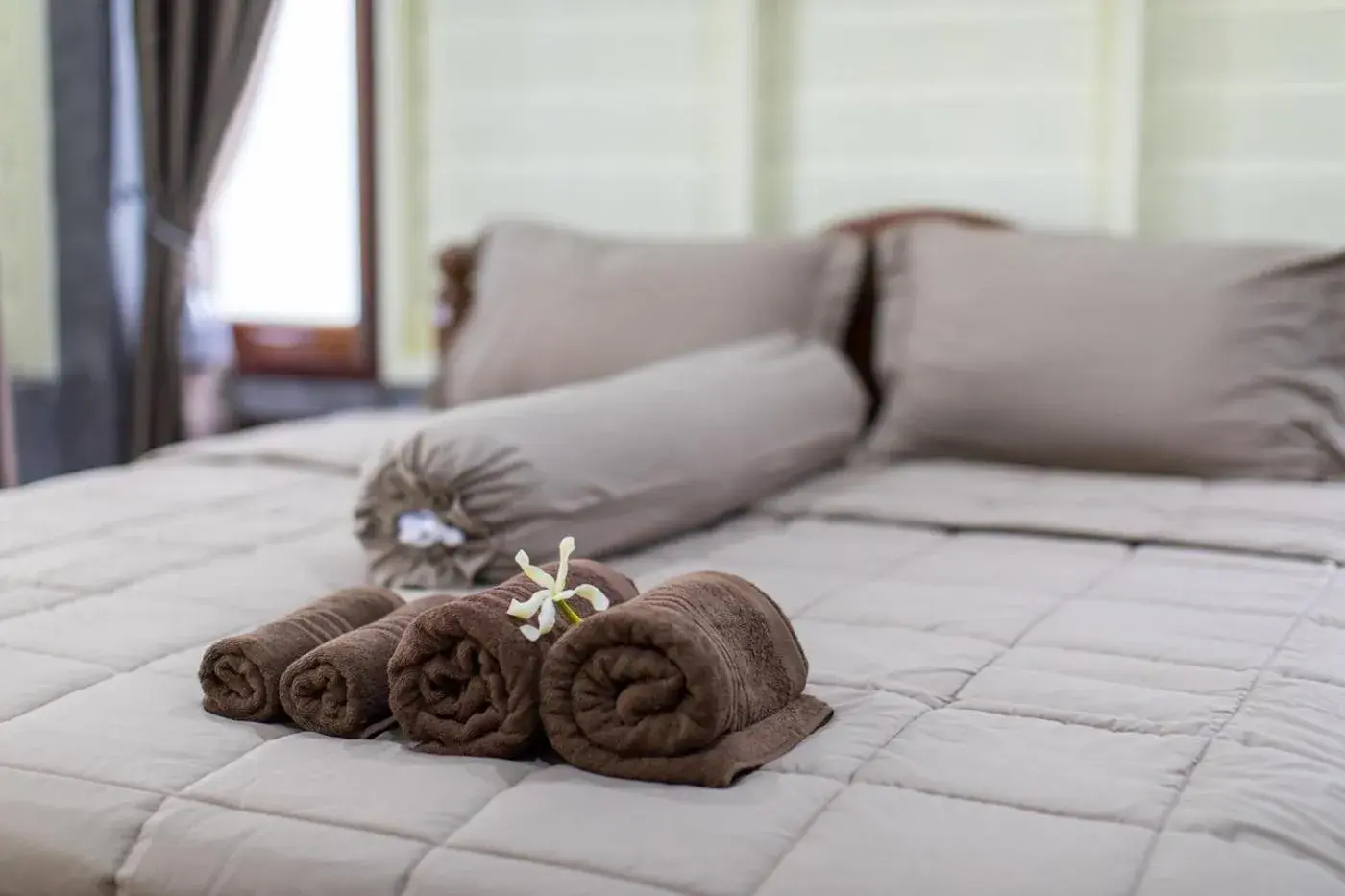 Bed in P's cottage บ้านพักในสวนสวย Bed in P's cottage บ้านพักในสวนสวย