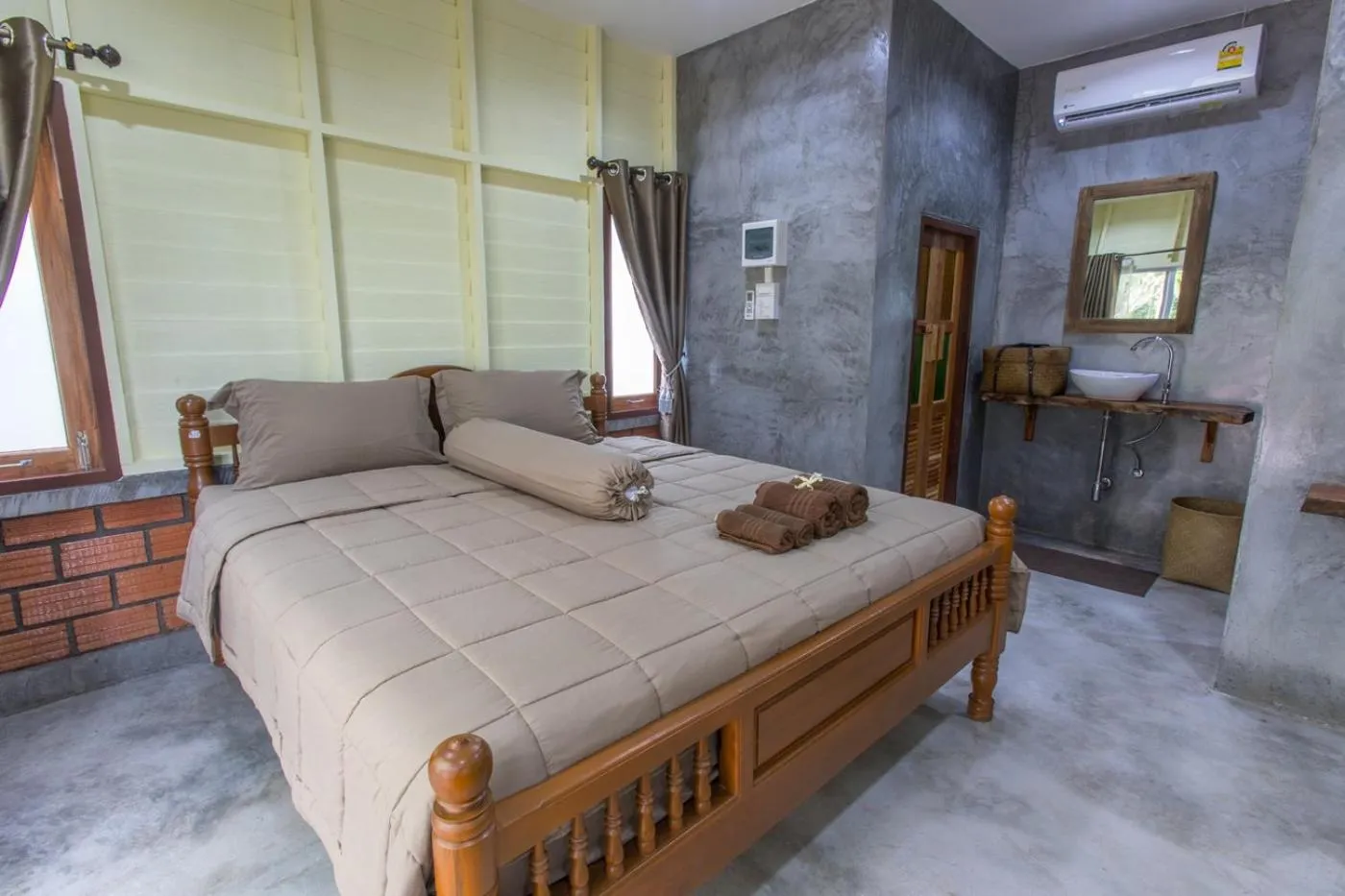 Bed in P's cottage บ้านพักในสวนสวย