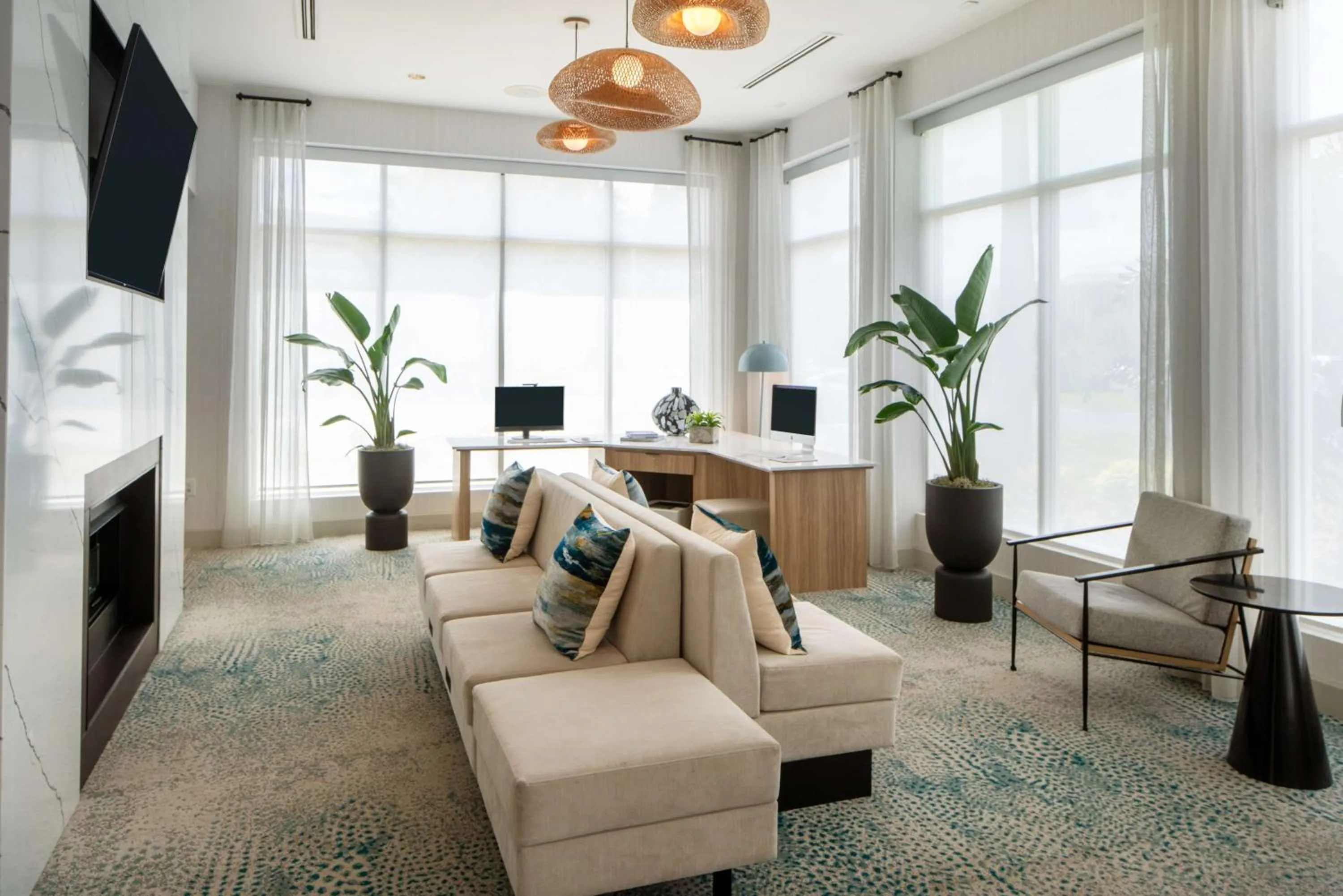 Business facilities in Hilton Garden Inn Orlando Airport