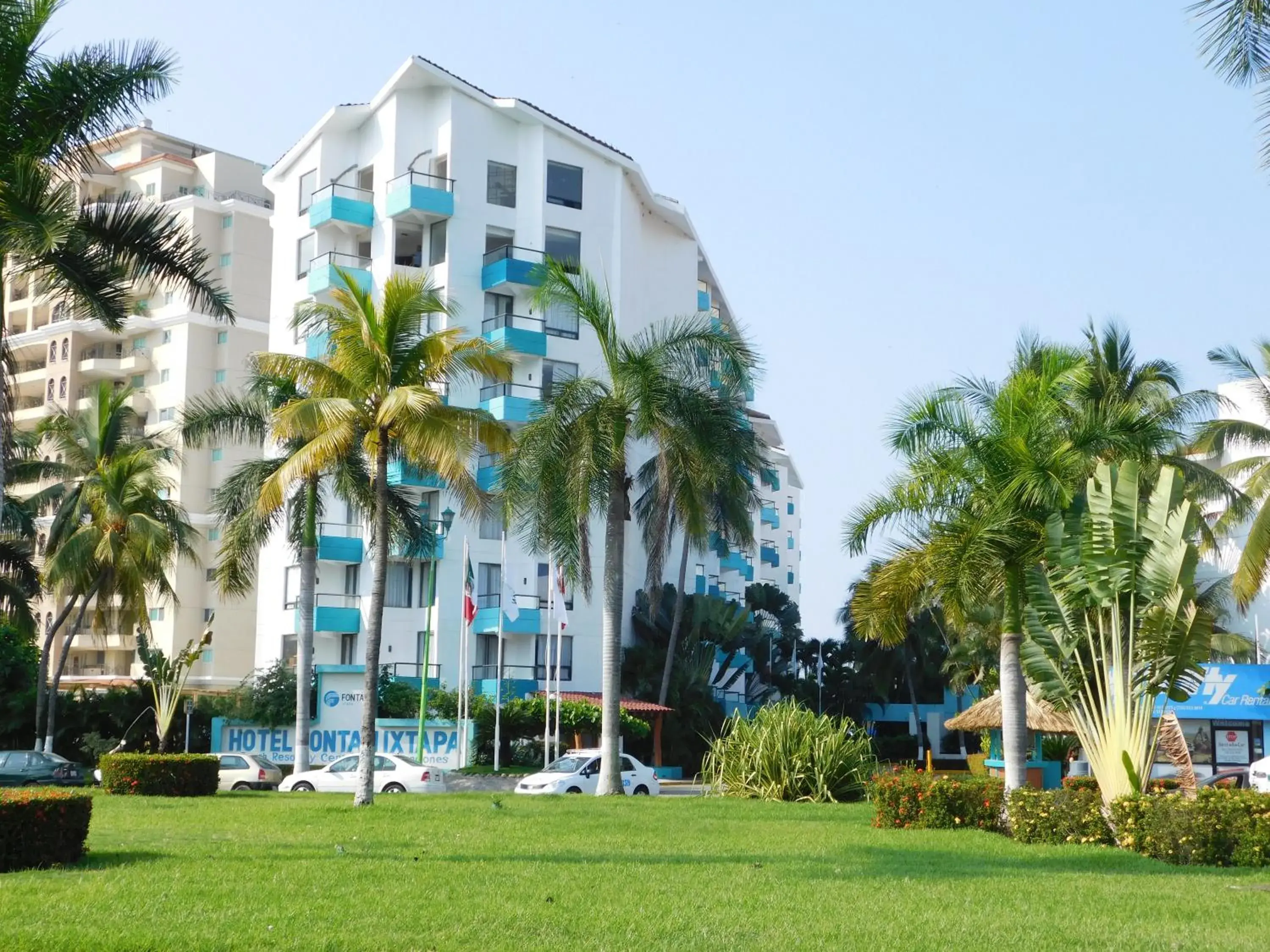 Property building in Fontan Ixtapa Property building in Fontan Ixtapa