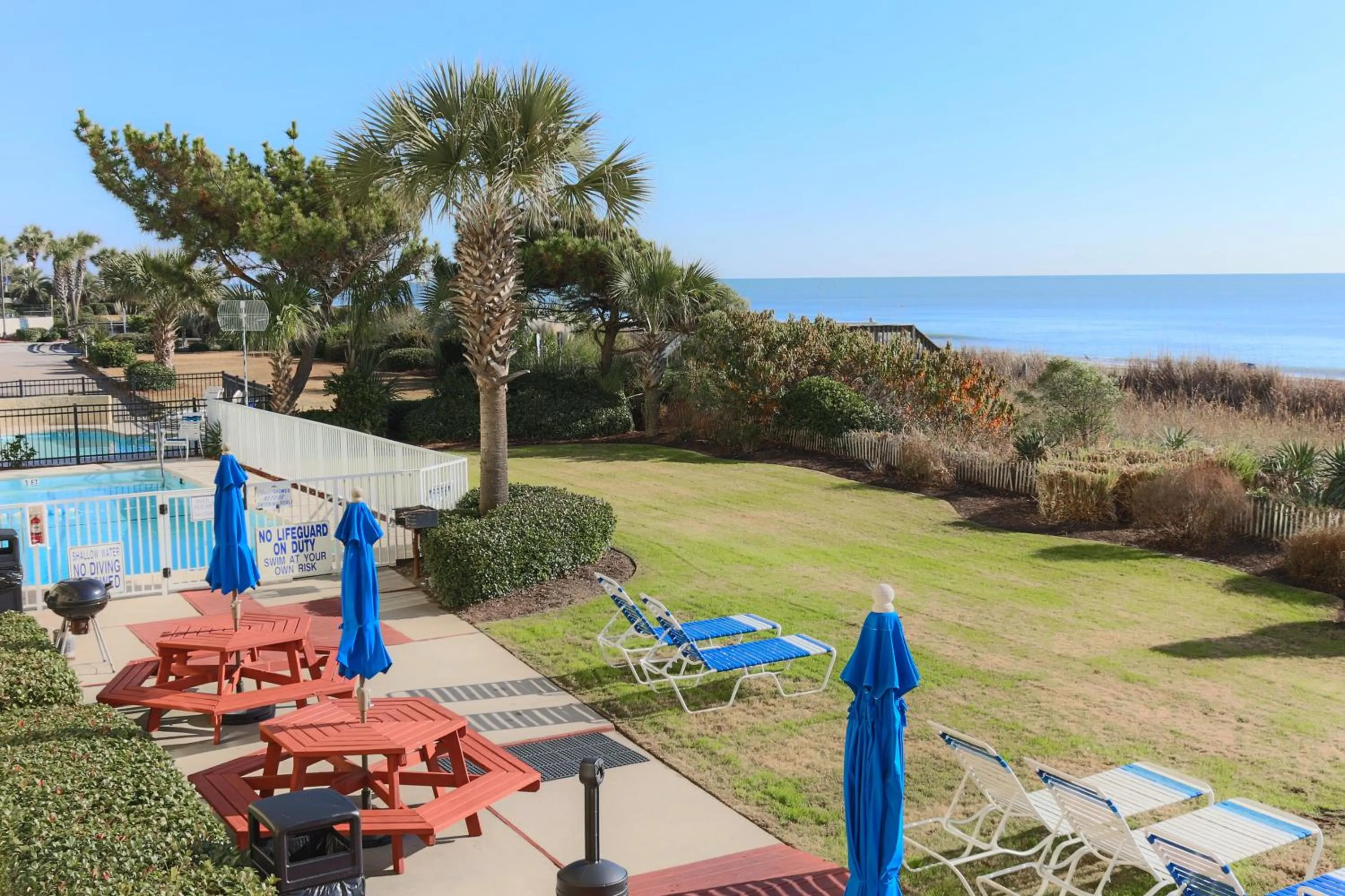 Facade/entrance in Jade Tree Cove