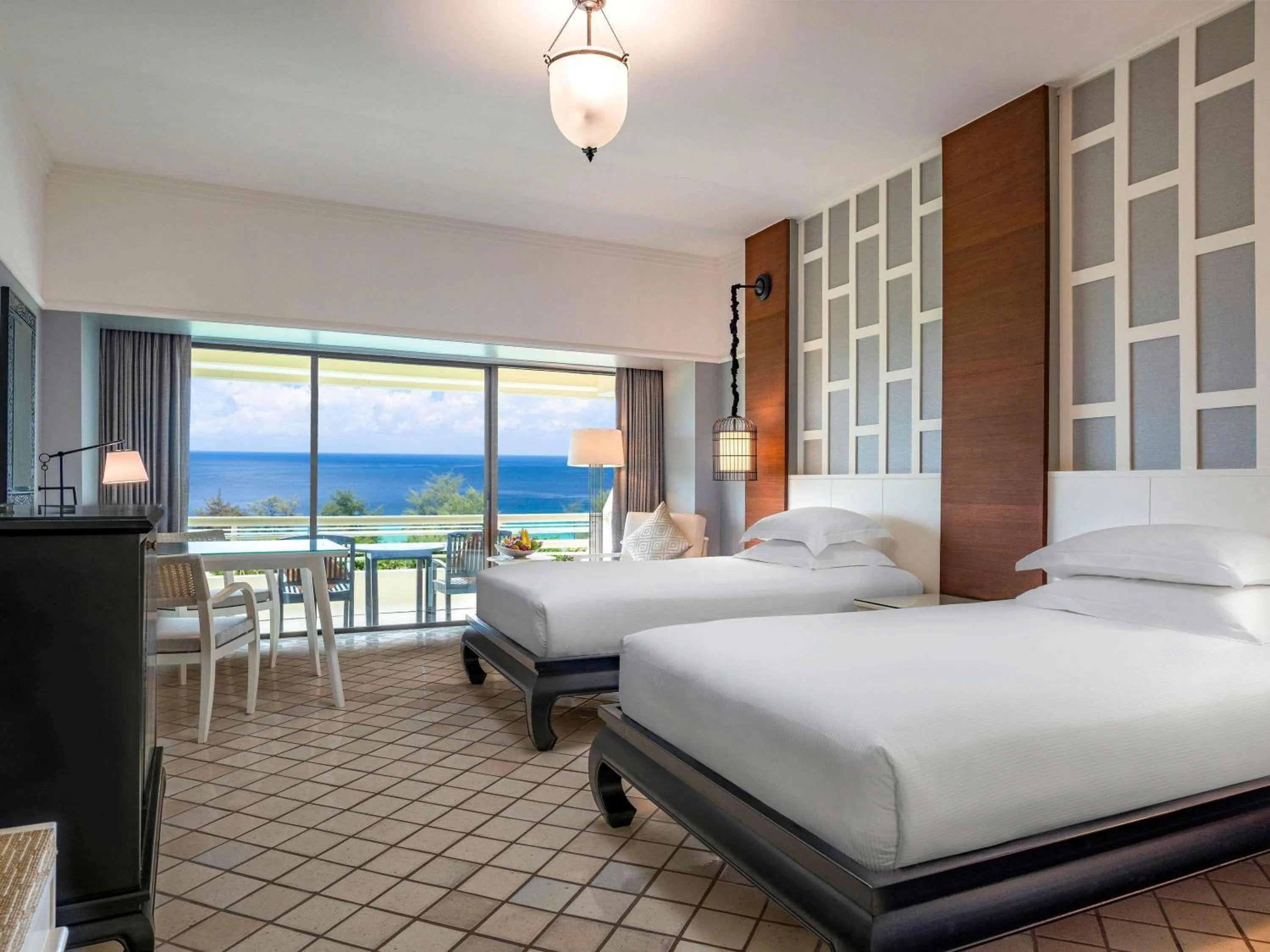 Bedroom, Bed in Pullman Phuket Karon Beach Resort