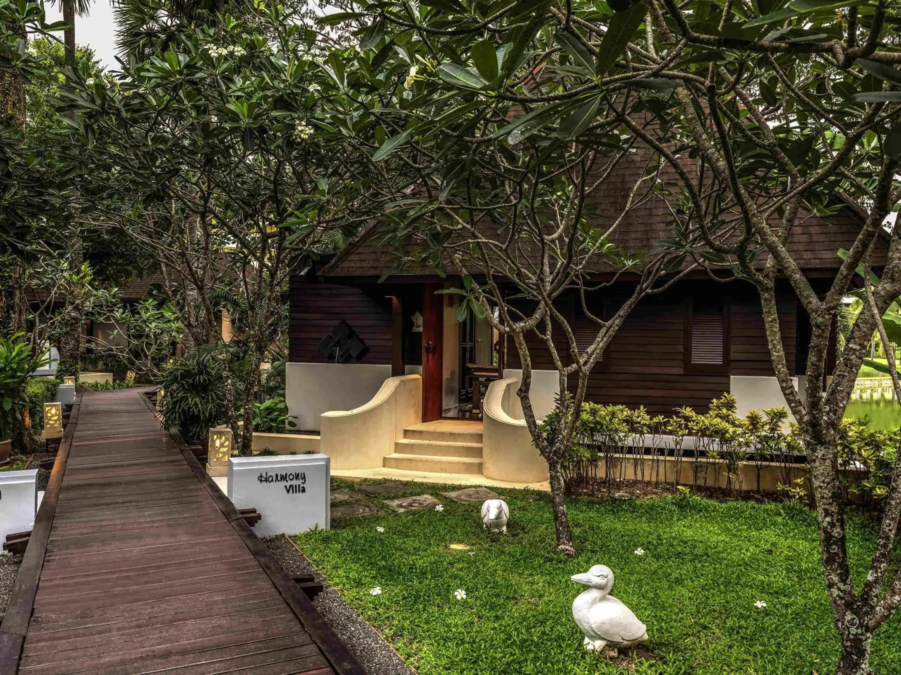 Spa and wellness centre/facilities in Pullman Phuket Karon Beach Resort Spa and wellness centre/facilities in Pullman Phuket Karon Beach Resort