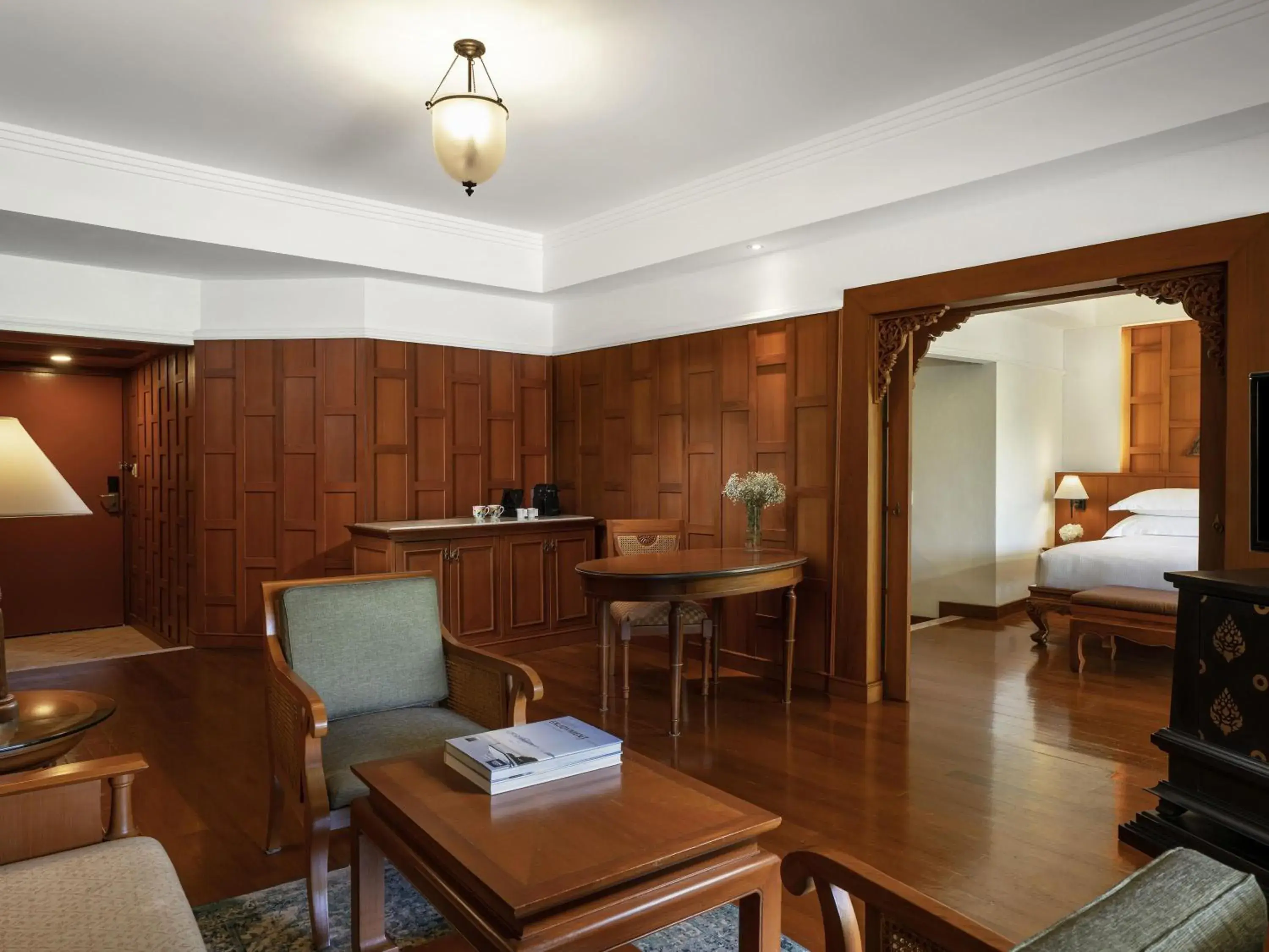 Bedroom in Pullman Phuket Karon Beach Resort Bedroom in Pullman Phuket Karon Beach Resort