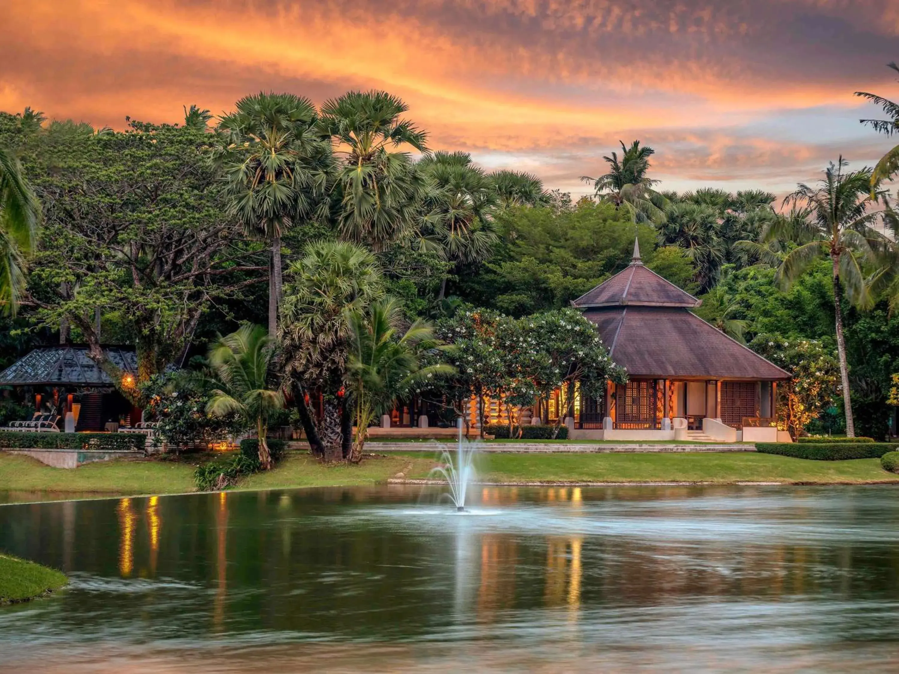 Property building in Pullman Phuket Karon Beach Resort Property building in Pullman Phuket Karon Beach Resort