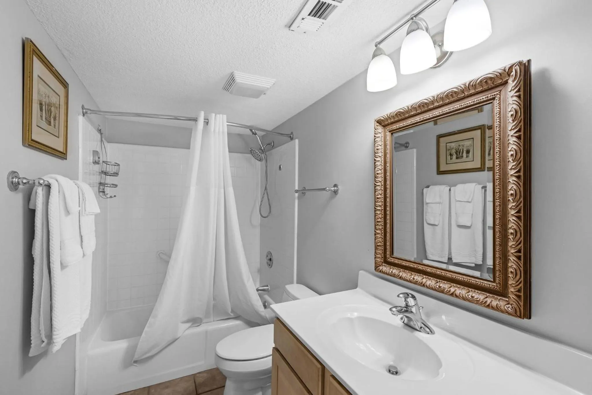 Shower in Ocean View at Island Club