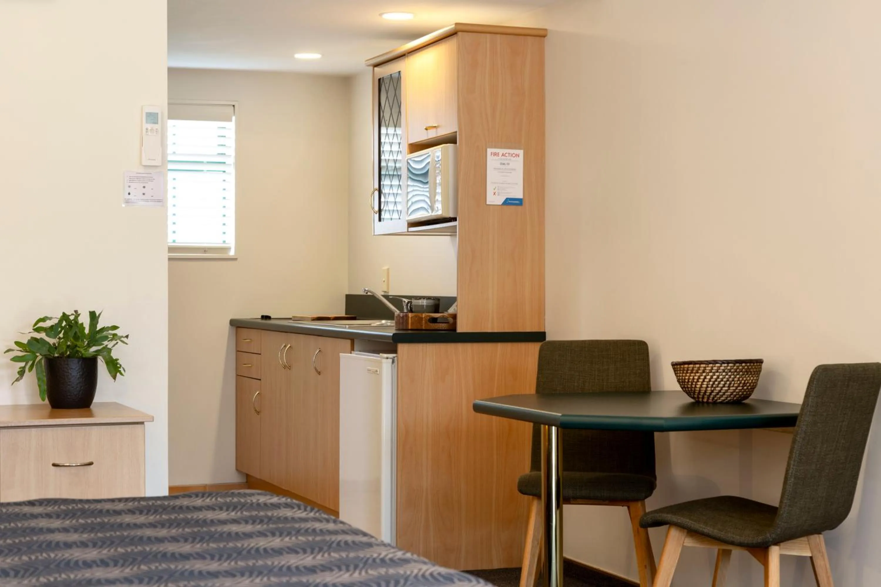 Greenlane Manor Motel