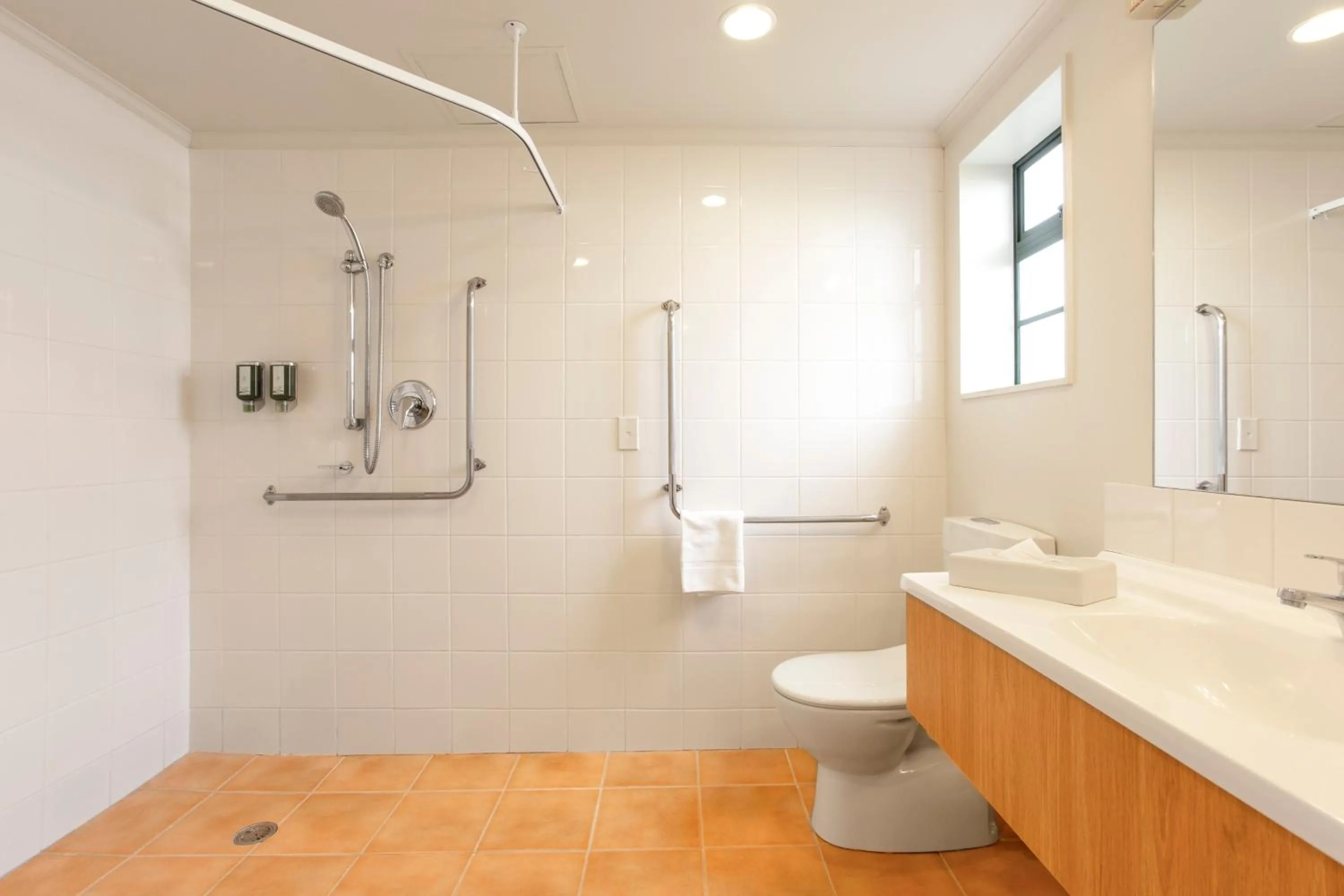 Greenlane Manor Motel