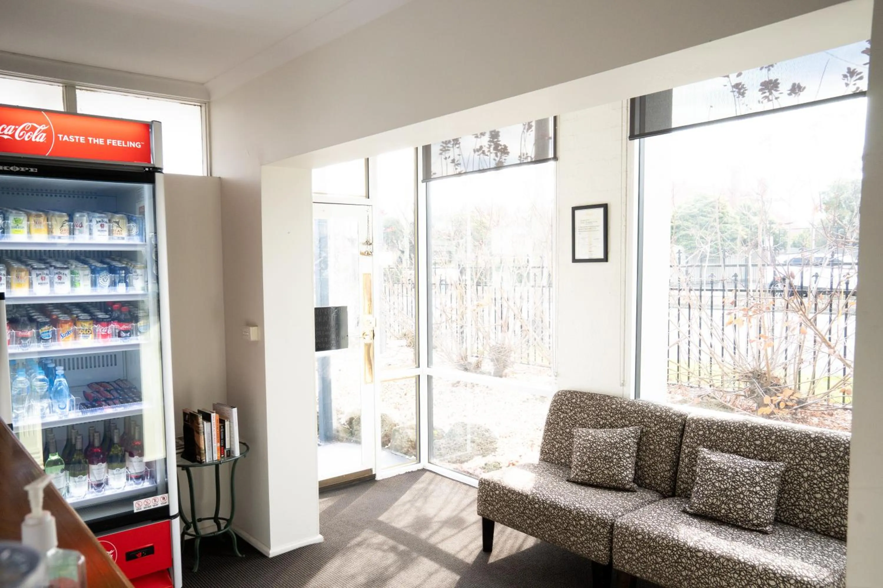 Lobby or reception in Admiralty Inn