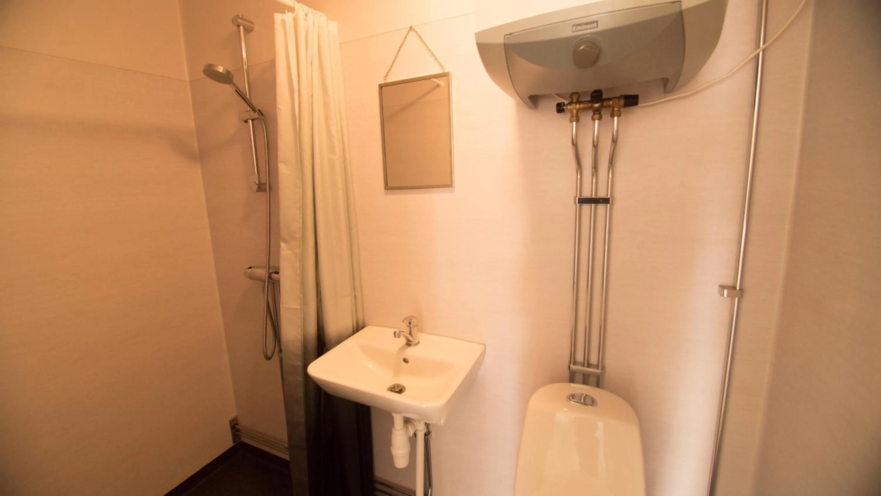 Shower in Camp Alta Kiruna