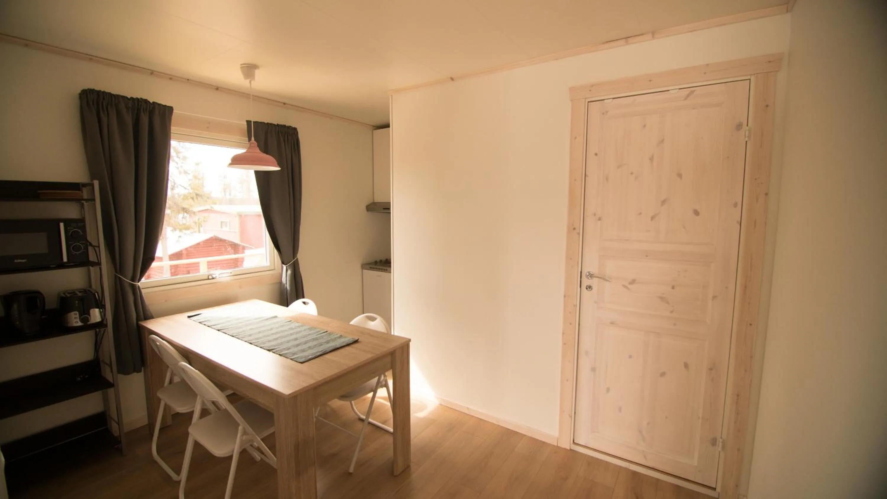 Kitchen or kitchenette, Bed in Camp Alta Kiruna