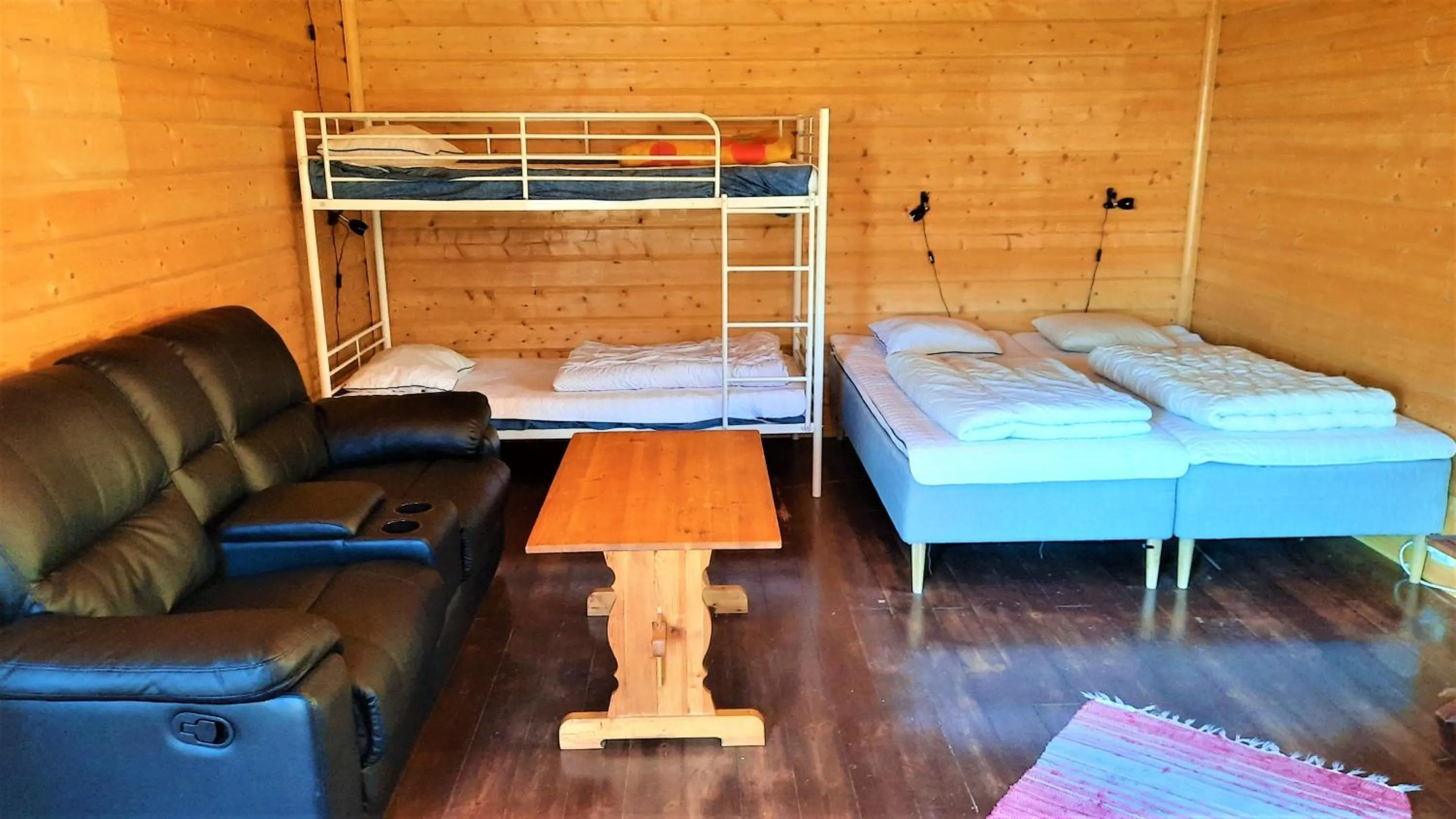 Photo of the whole room, Bed in Camp Alta Kiruna