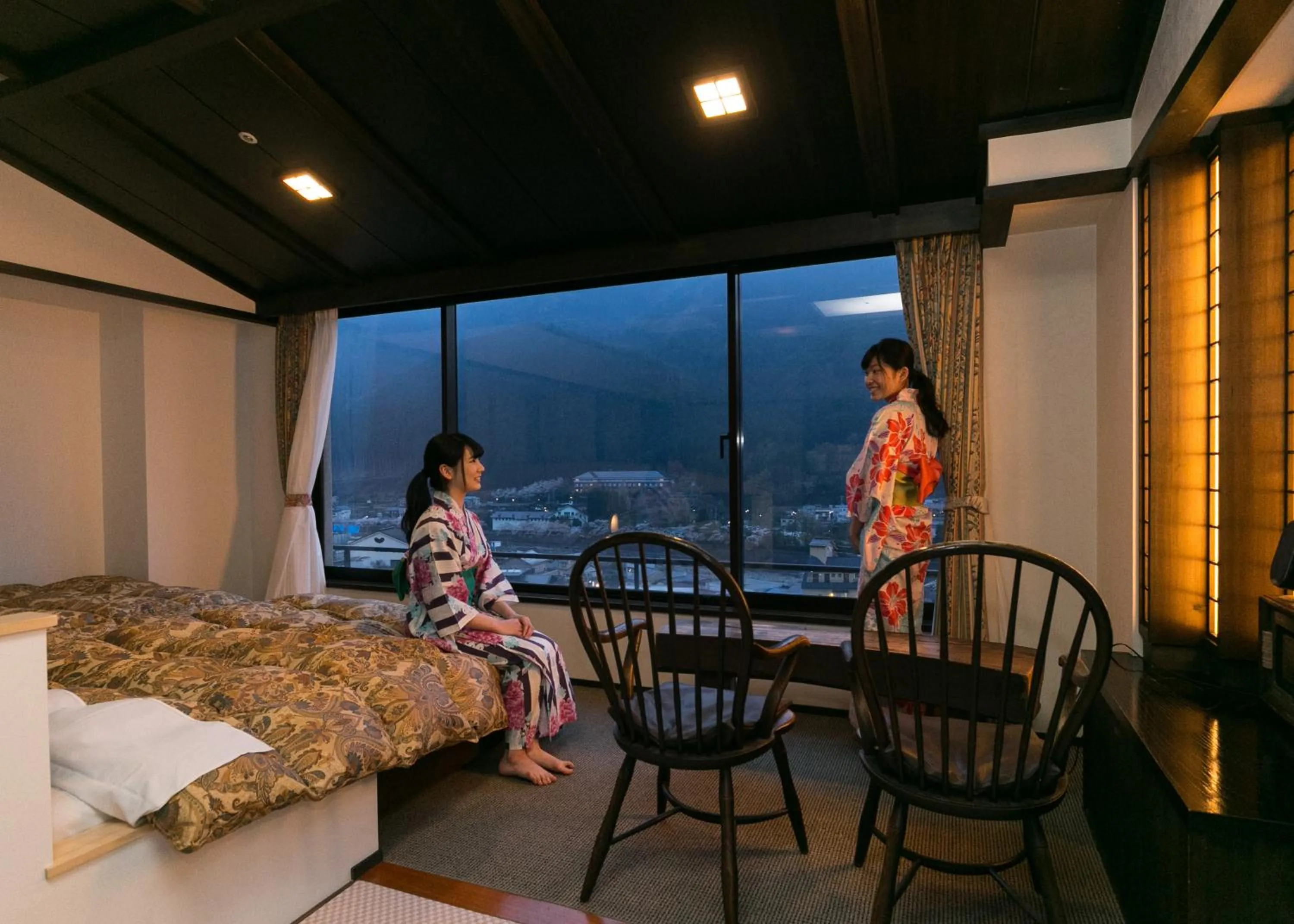 Photo of the whole room in Sasara