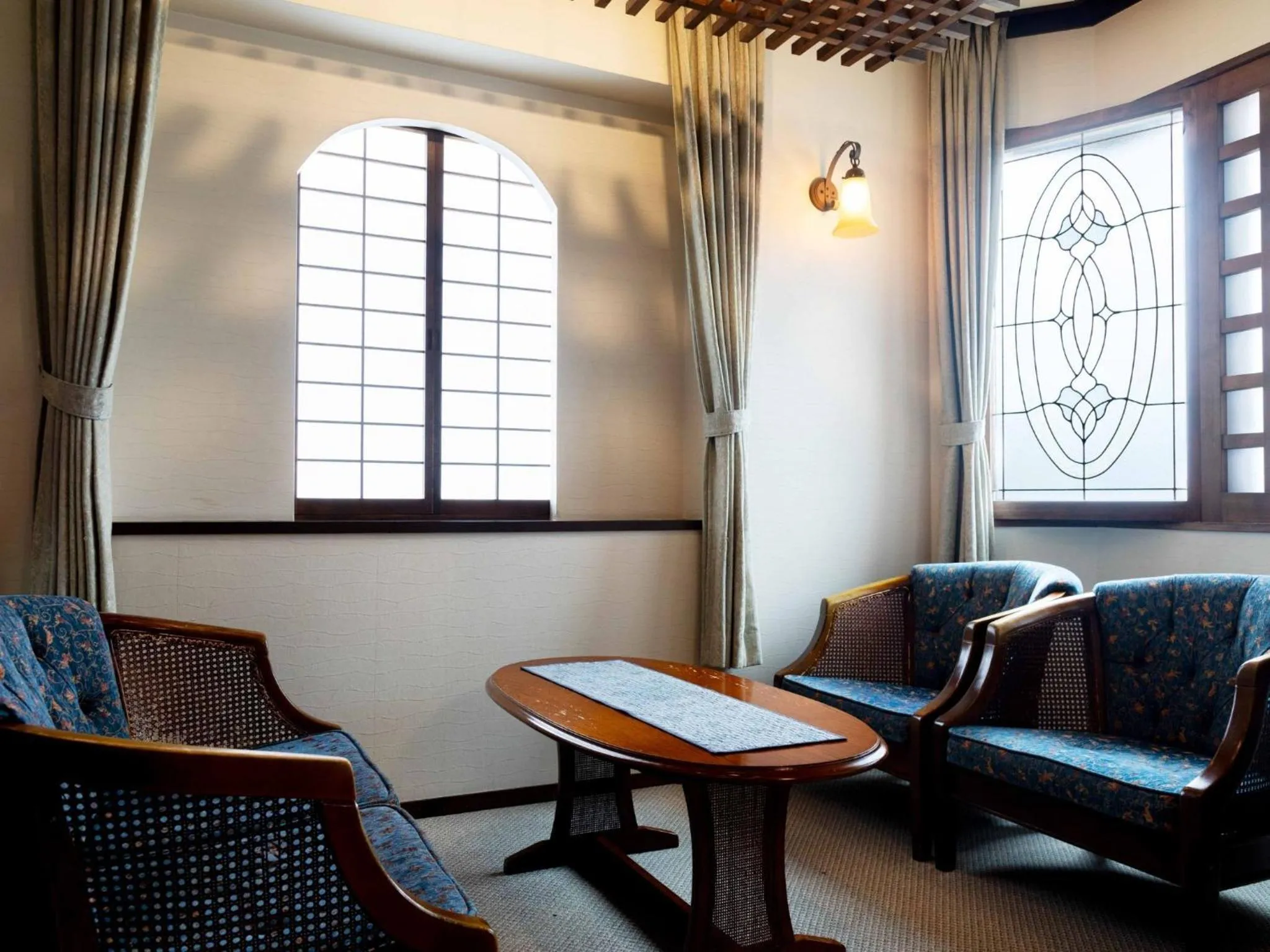 Photo of the whole room in Sasara