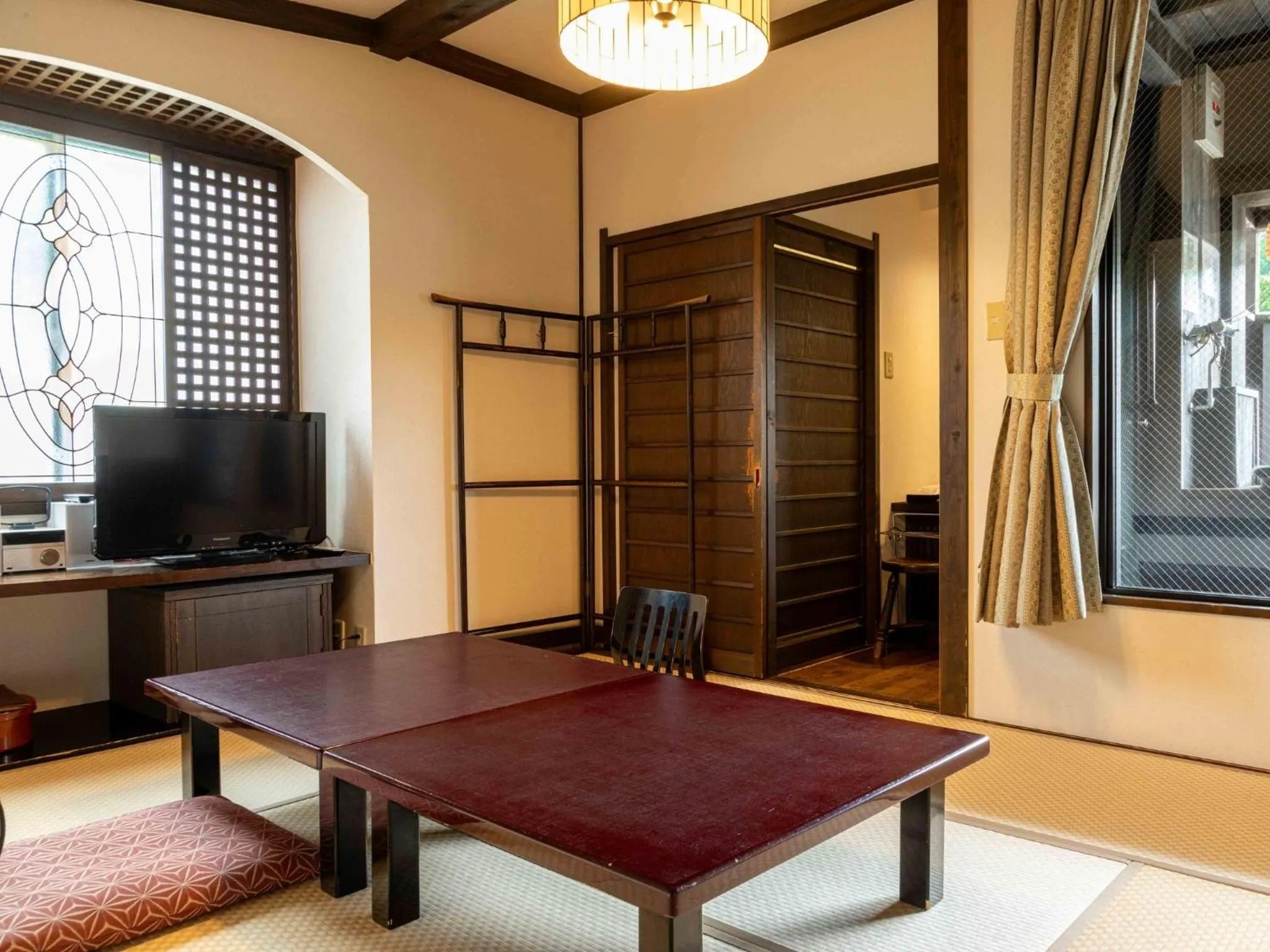 Photo of the whole room in Sasara