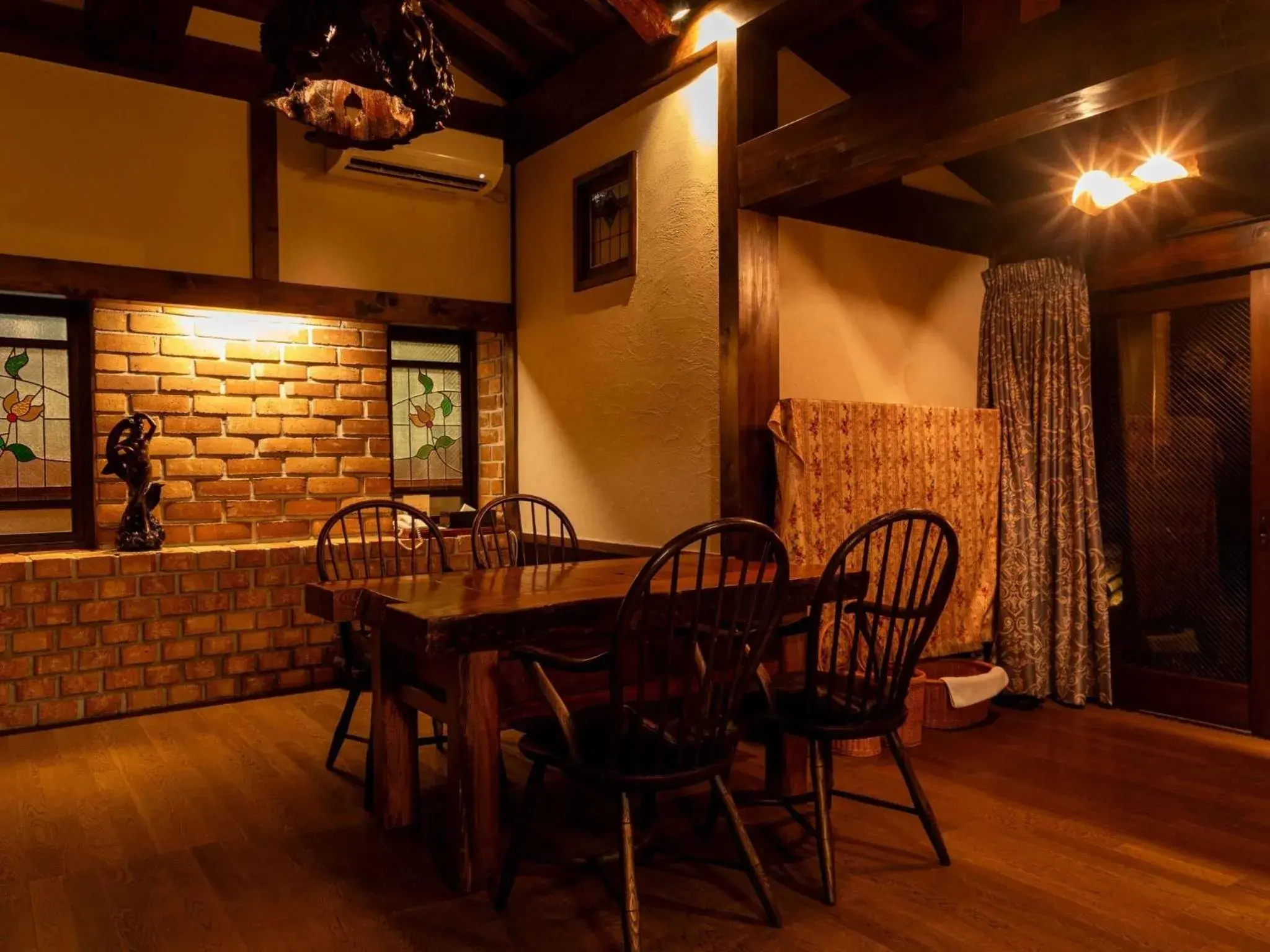 Restaurant/places to eat in Sasara Restaurant/places to eat in Sasara