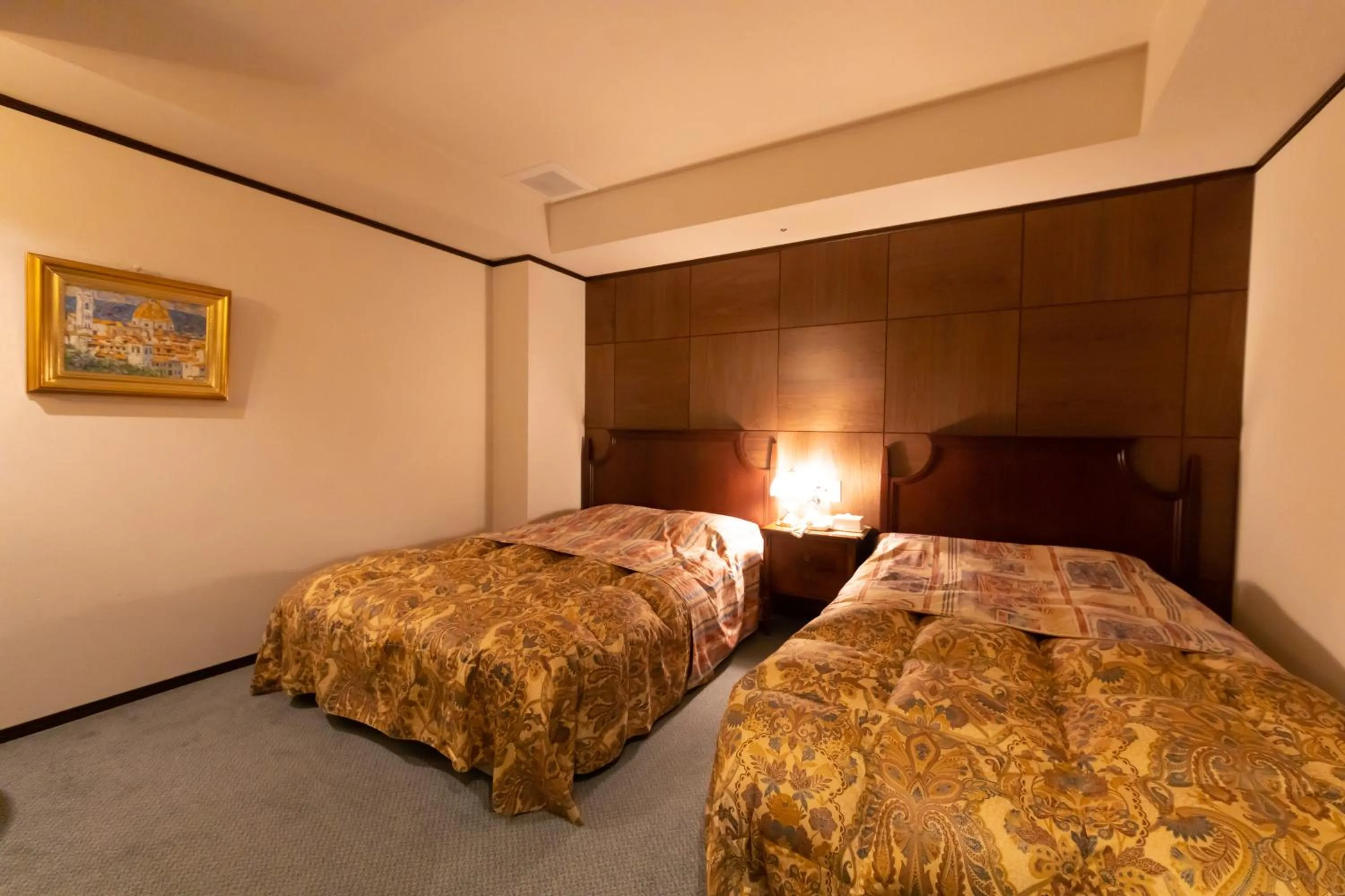 Bedroom, Bed in Sasara