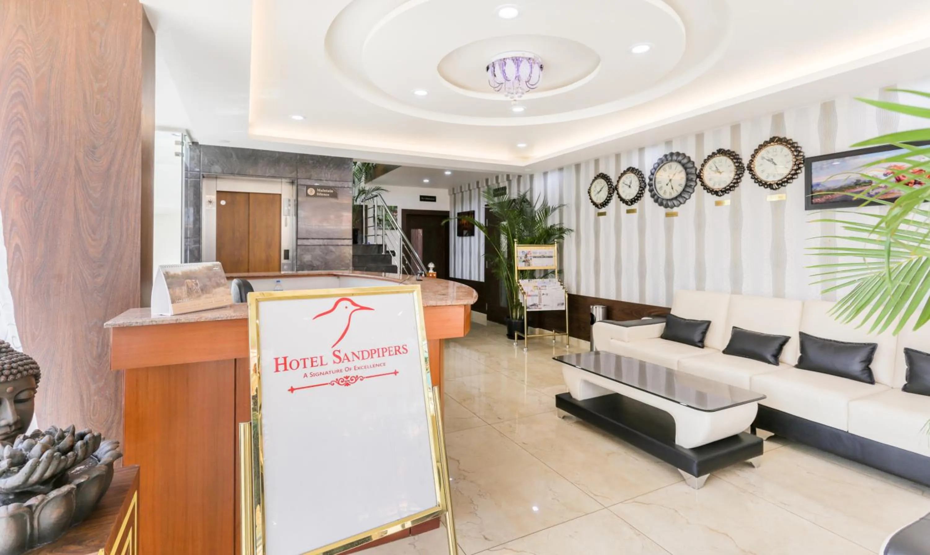 Lobby or reception in Treebo Sandpipers Kushalnagar