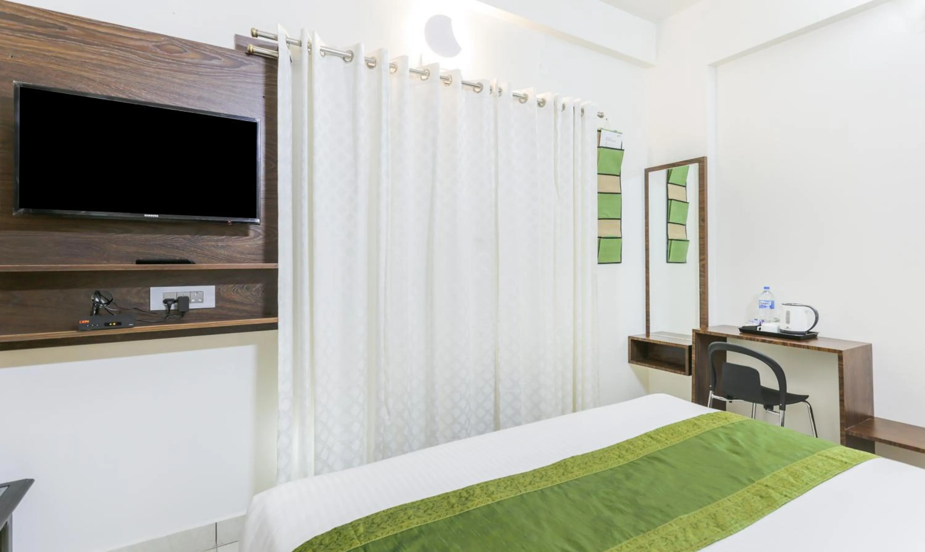Bedroom, Bed in Treebo Sandpipers Kushalnagar