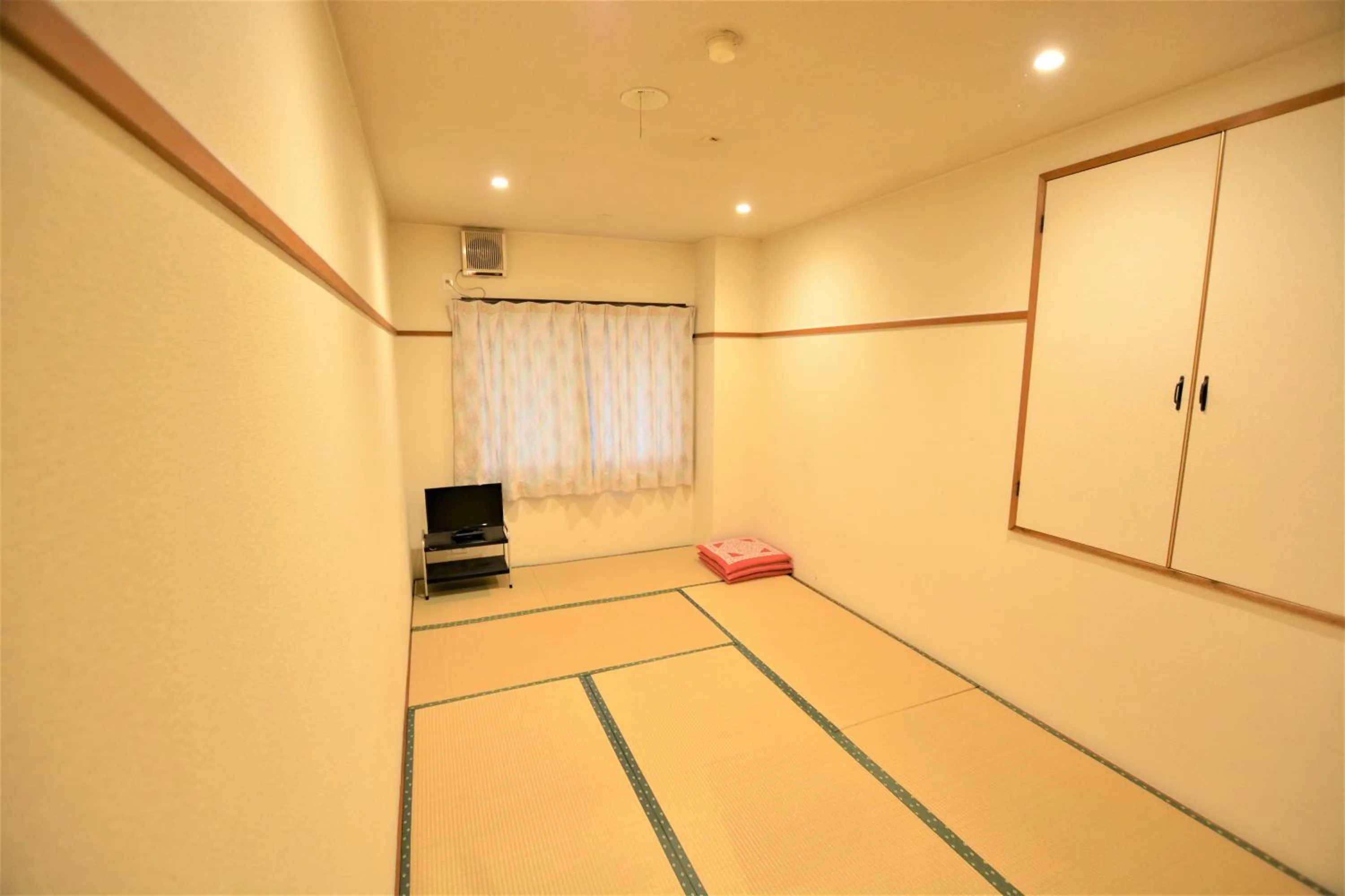 Photo of the whole room in Kagura Mitsumata Cottage