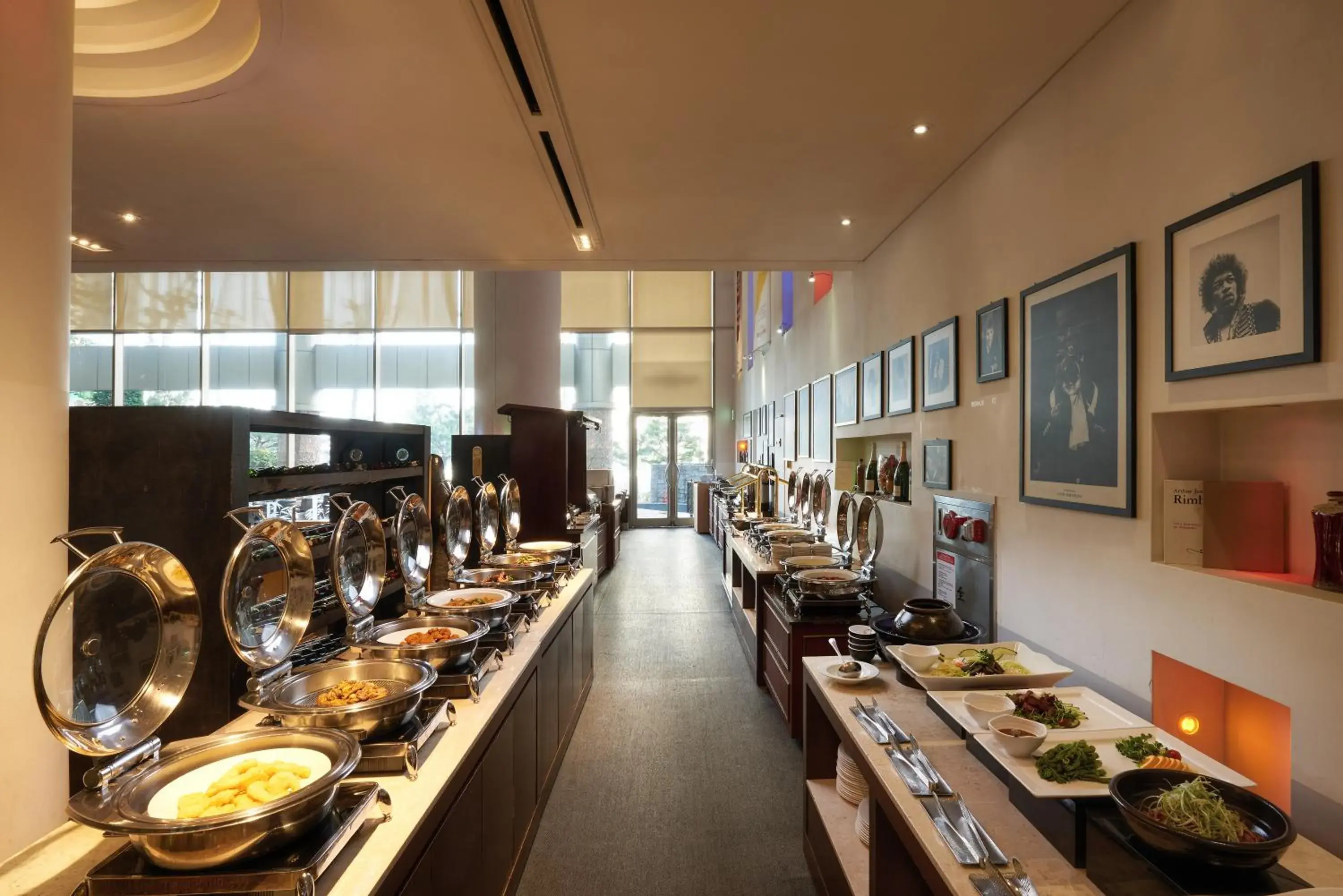 Restaurant/places to eat in Seoul Riviera Hotel Restaurant/places to eat in Seoul Riviera Hotel