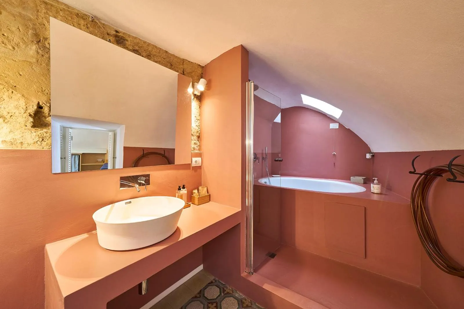 Bathroom in Fra I Sassi Residence
