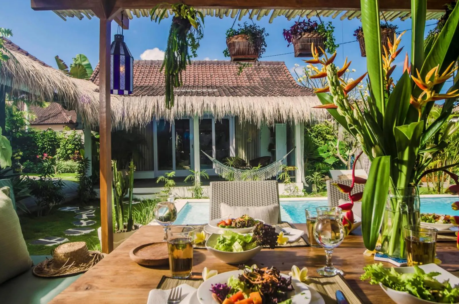 Swimming pool in Lila Boutik Residence