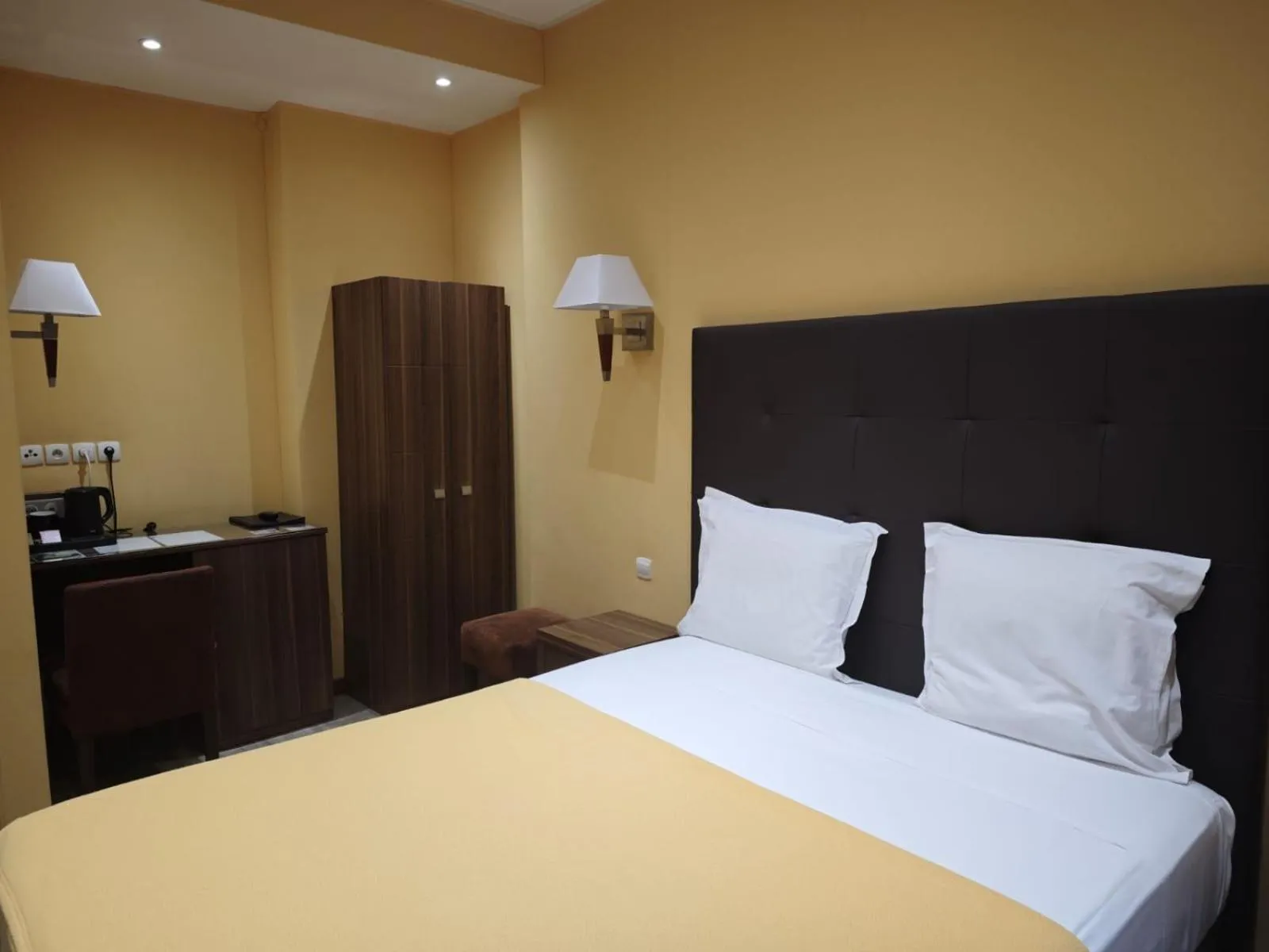 Bed in Hotel Capitole