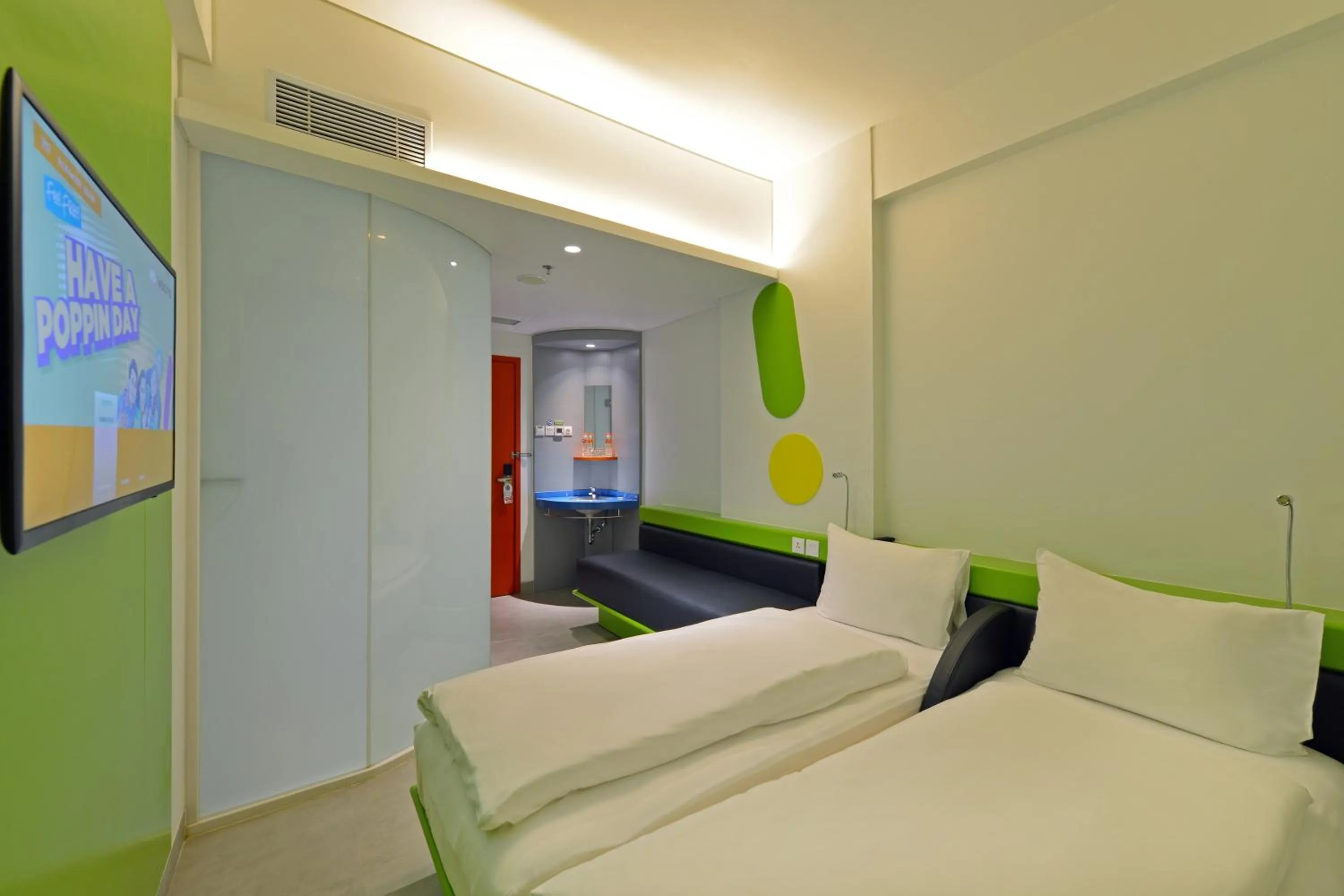 Bedroom, Bed in POP! Hotel Solo