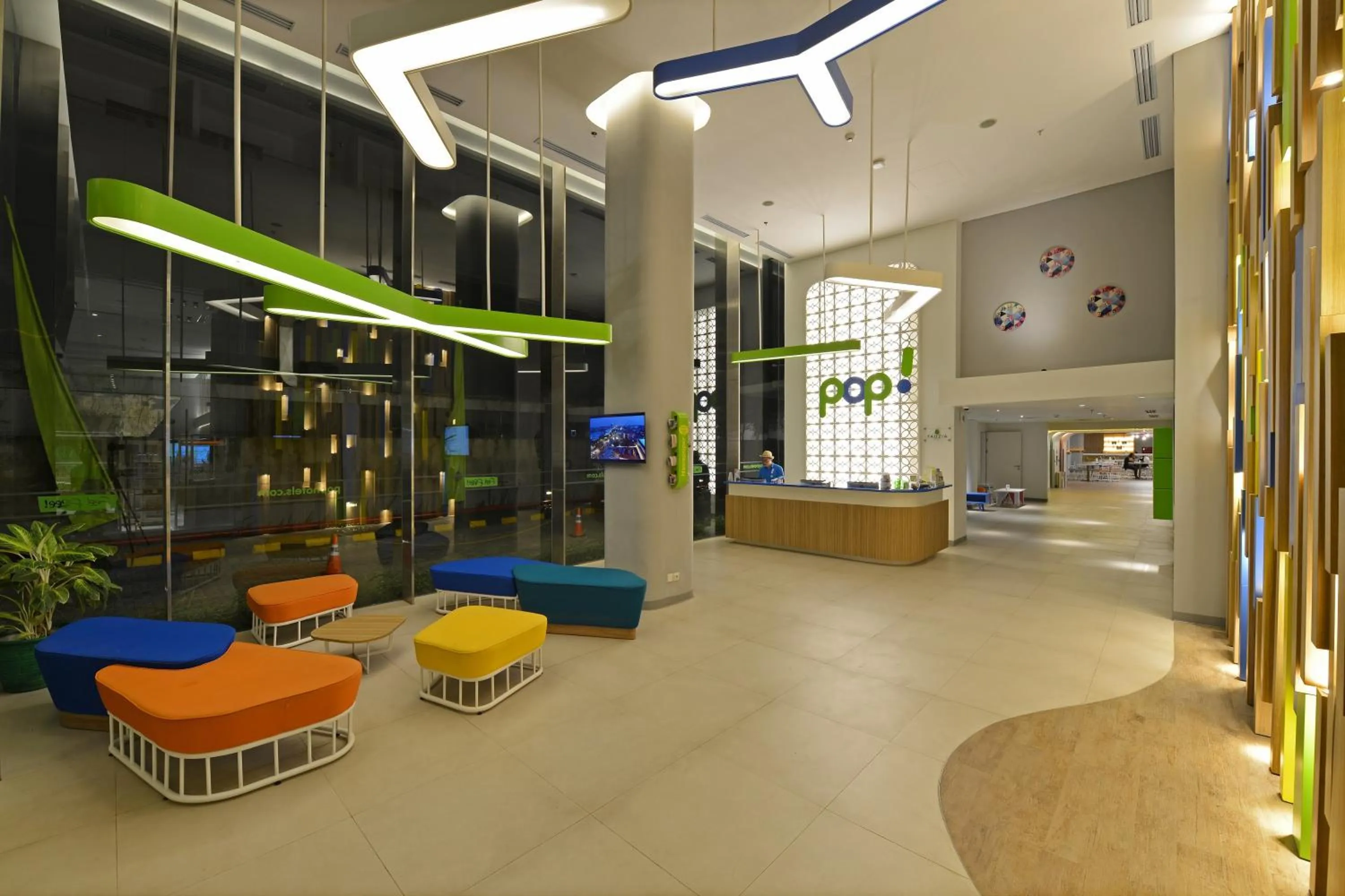 Lobby or reception in POP! Hotel Solo