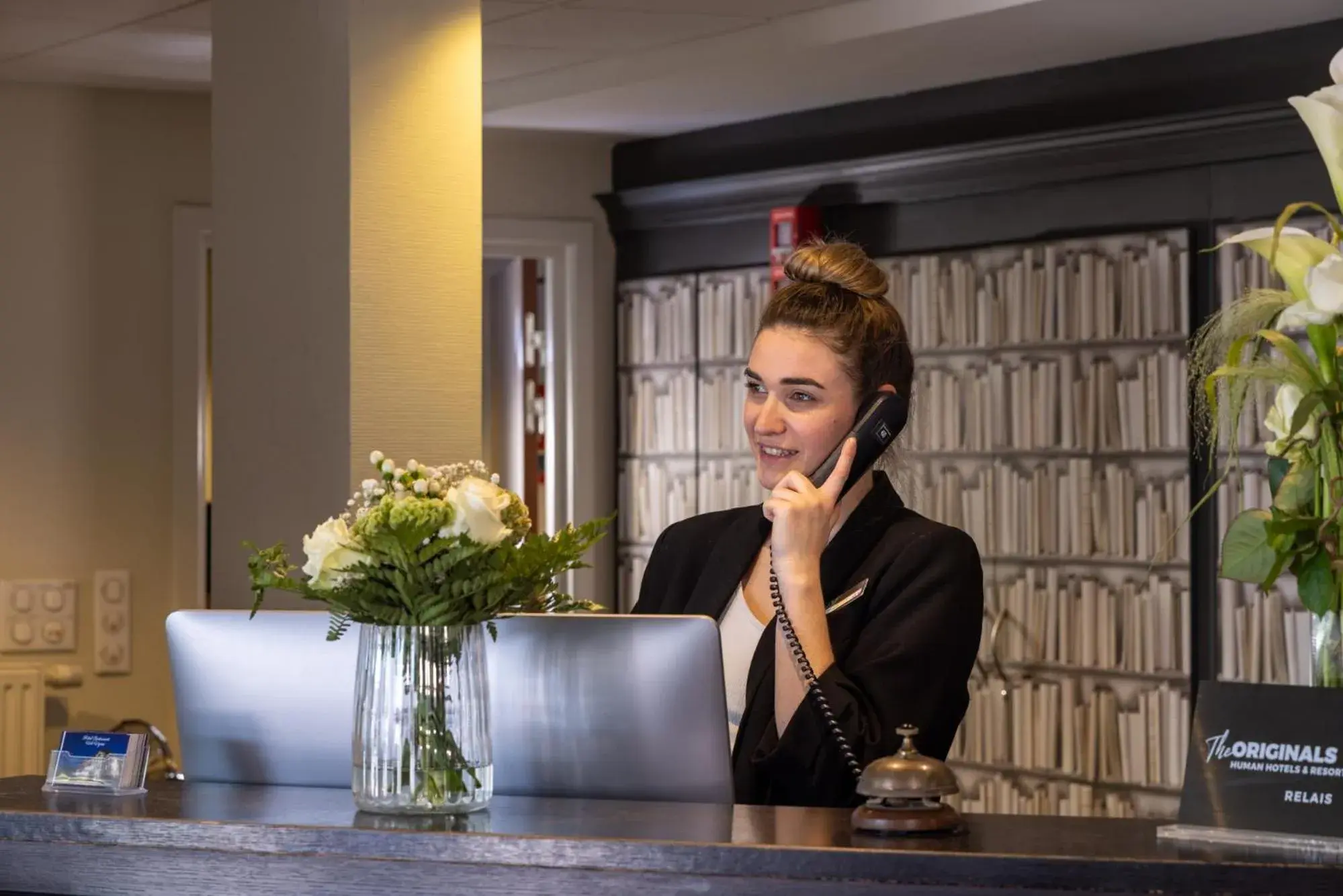 Lobby or reception in Hôtel Val-Vignes Colmar Haut-Koenigsbourg, The Originals Relais Lobby or reception in Hôtel Val-Vignes Colmar Haut-Koenigsbourg, The Originals Relais