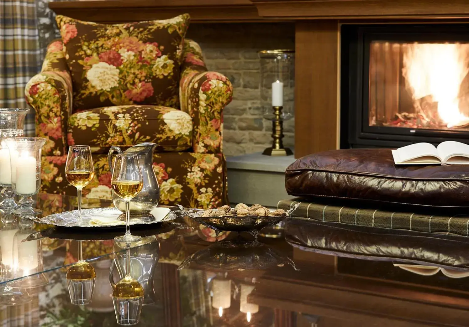 Lobby or reception in MounTrace Suites & SPA Lobby or reception in MounTrace Suites & SPA