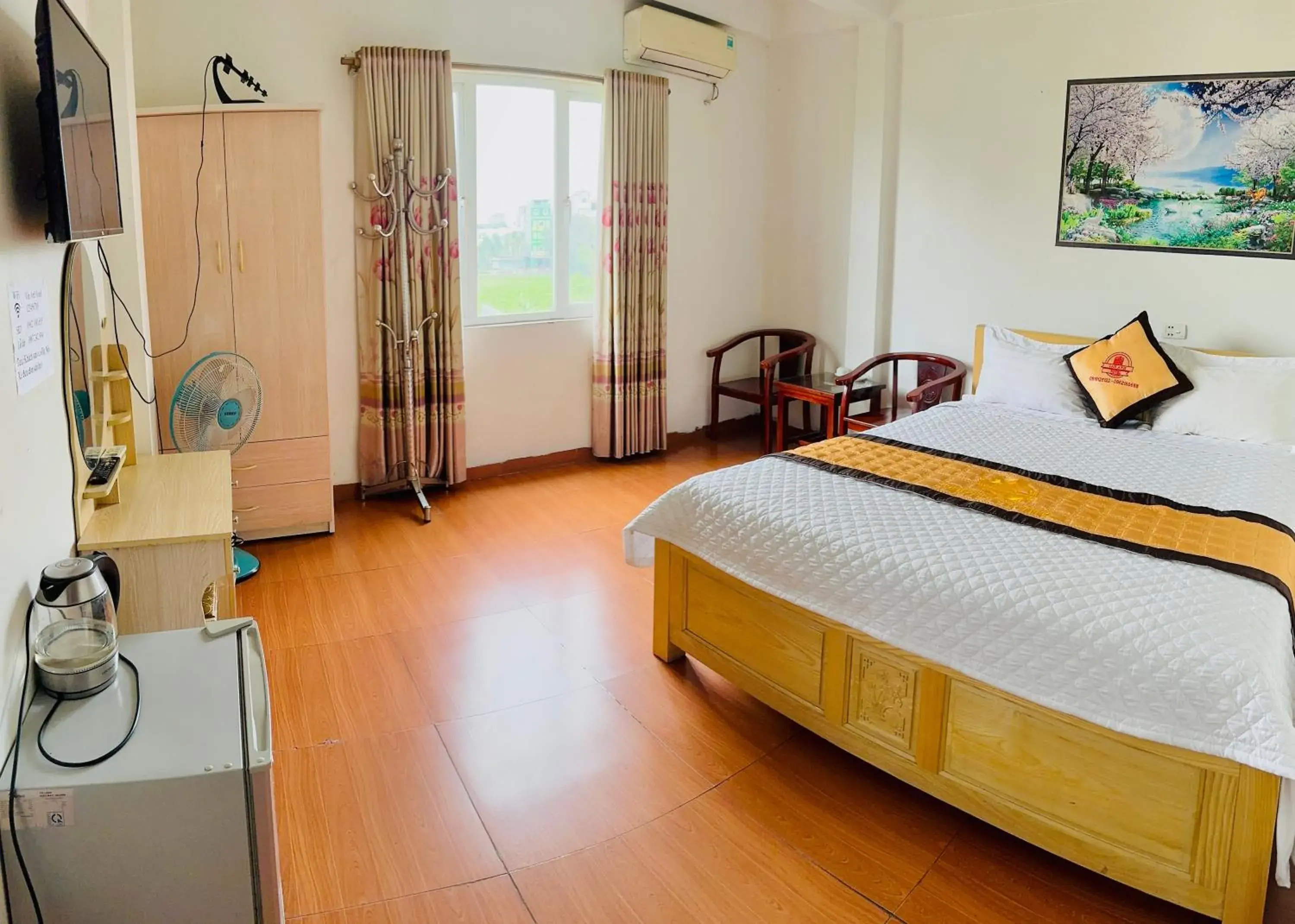 Bed in Van Anh Hotel Bed in Van Anh Hotel