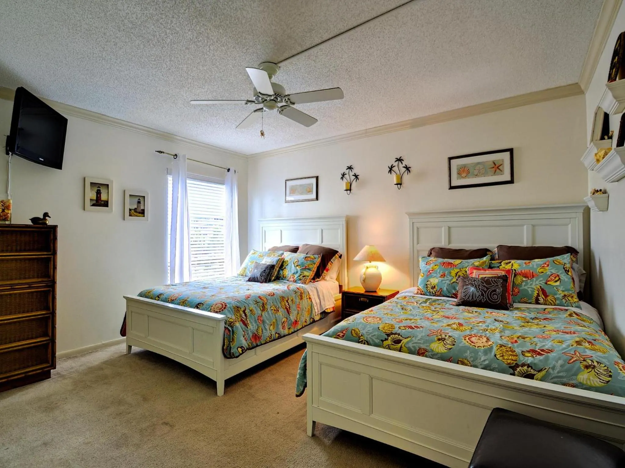 Bed in 440 West Condos 308S