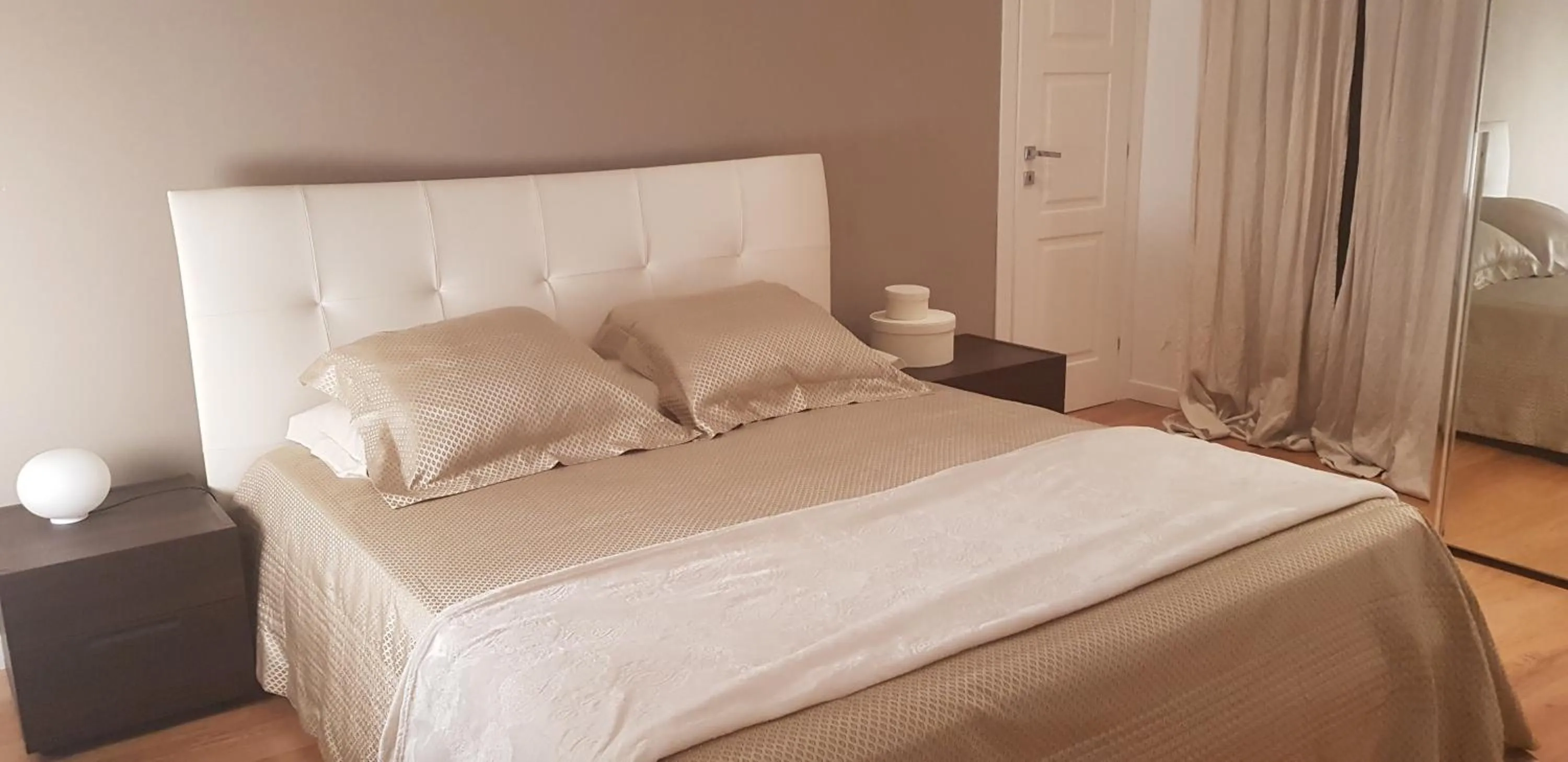 Bed in Villa Belmonte