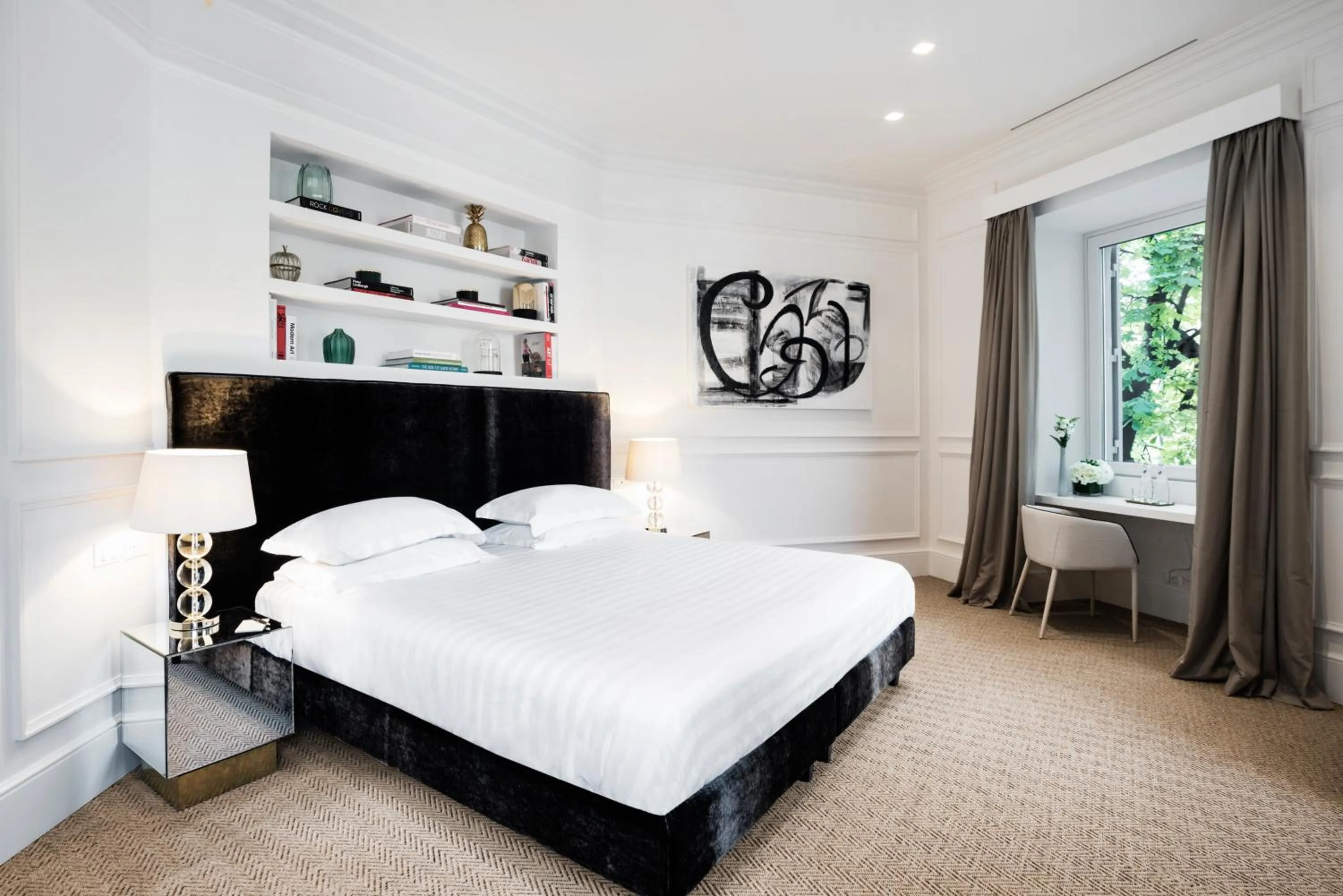 Bed in The Shire Hotel