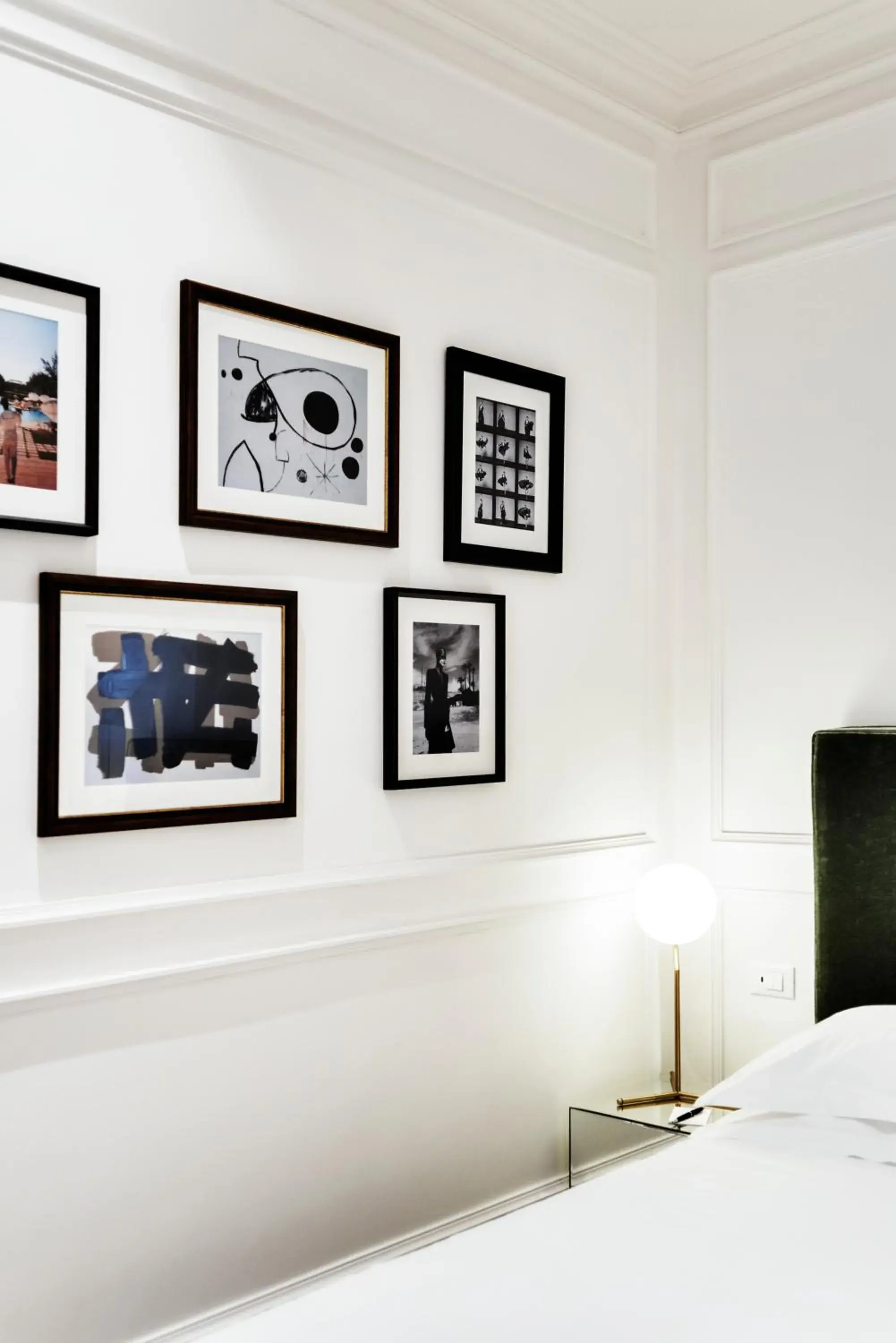 Decorative detail, Bed in The Shire Hotel Decorative detail, Bed in The Shire Hotel