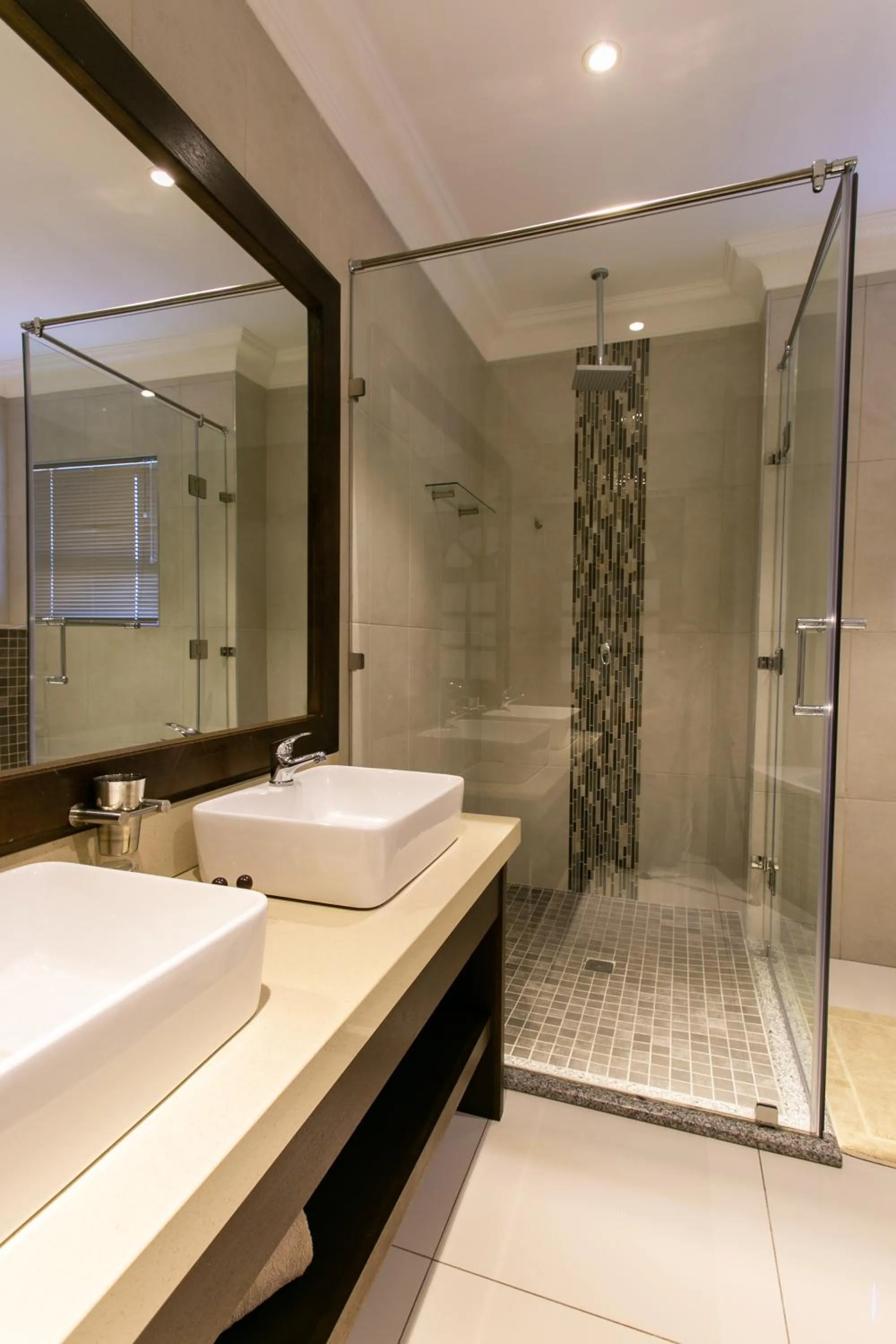 Royl Court Guesthouse