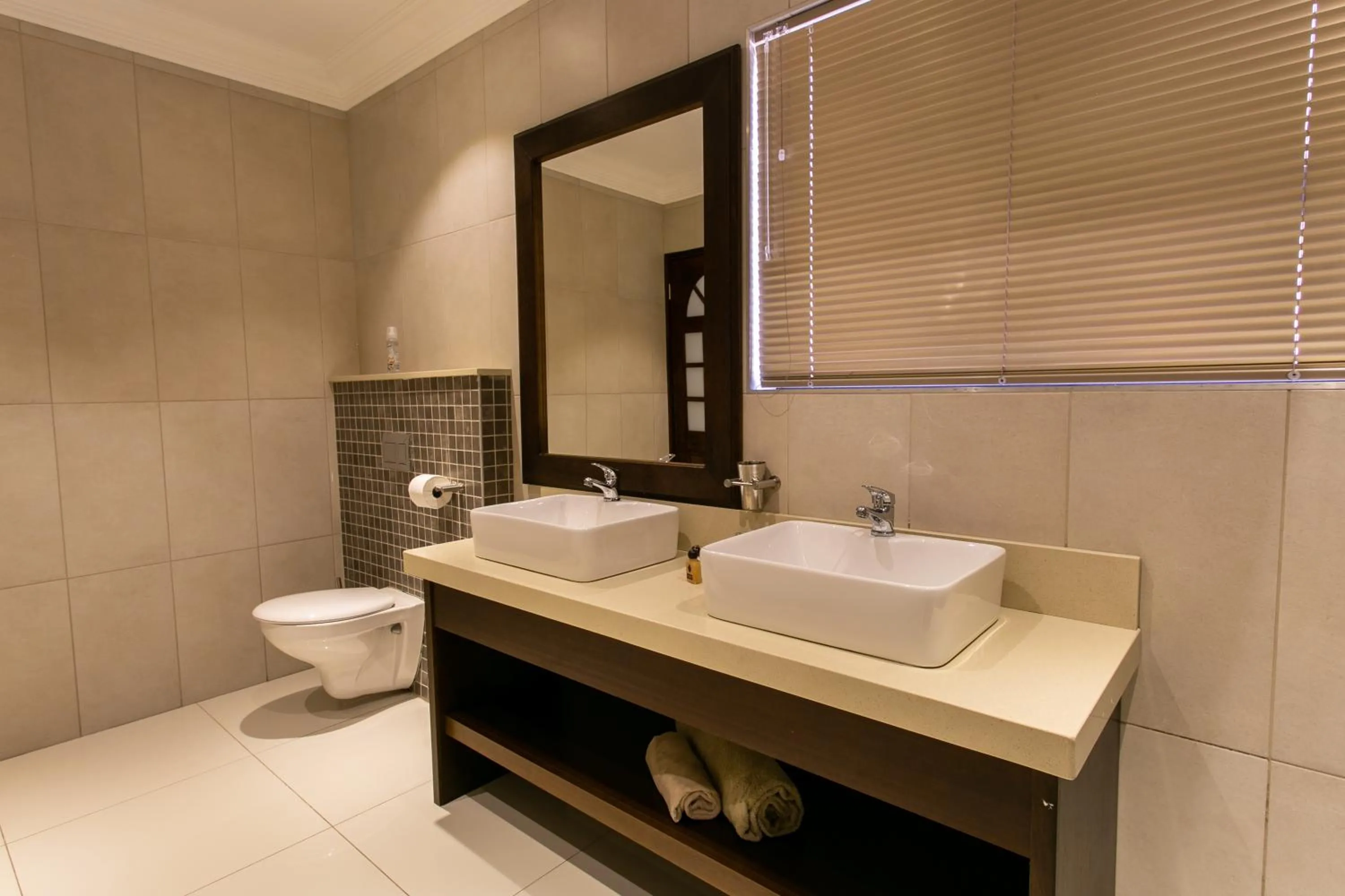 Royl Court Guesthouse