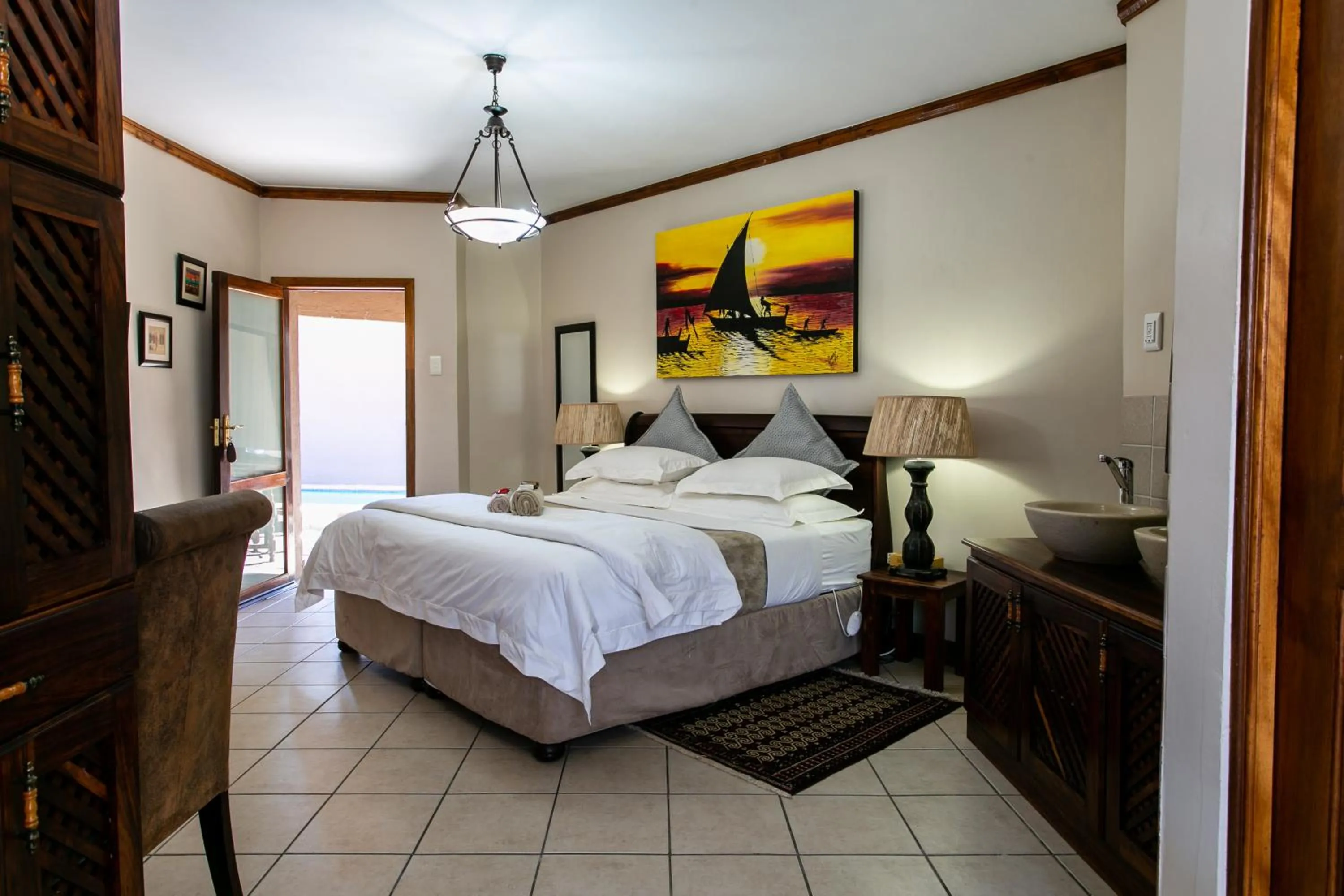 Bed in Royl Court Guesthouse