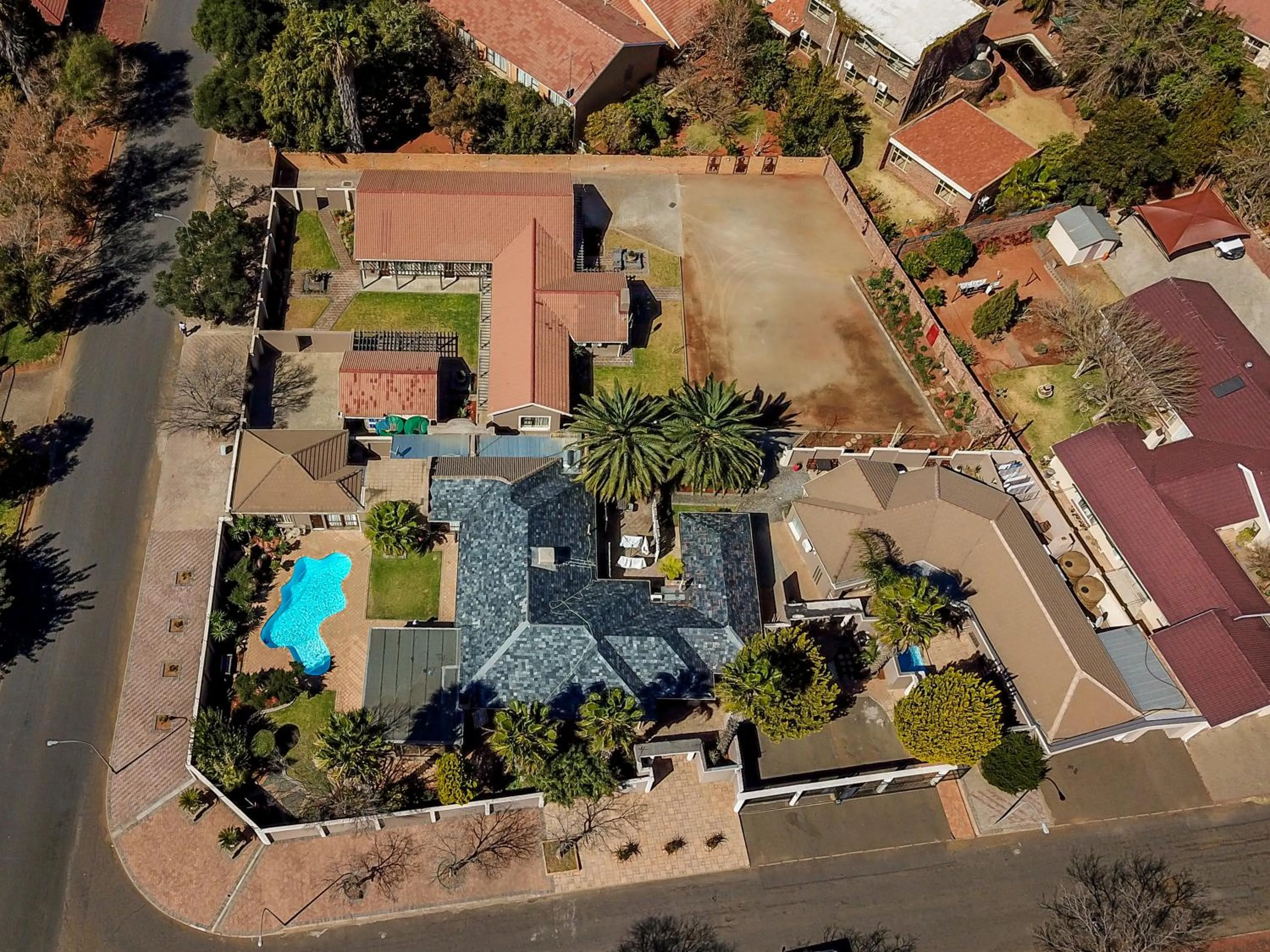 Royl Court Guesthouse